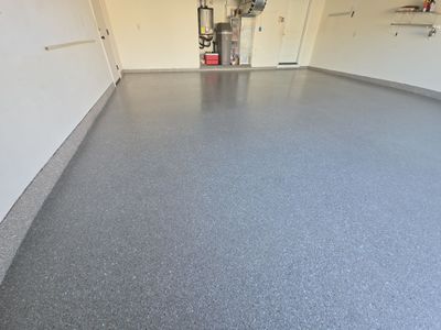 Hermiston Garage Floor Coating With Travertine Hybrid Flake System