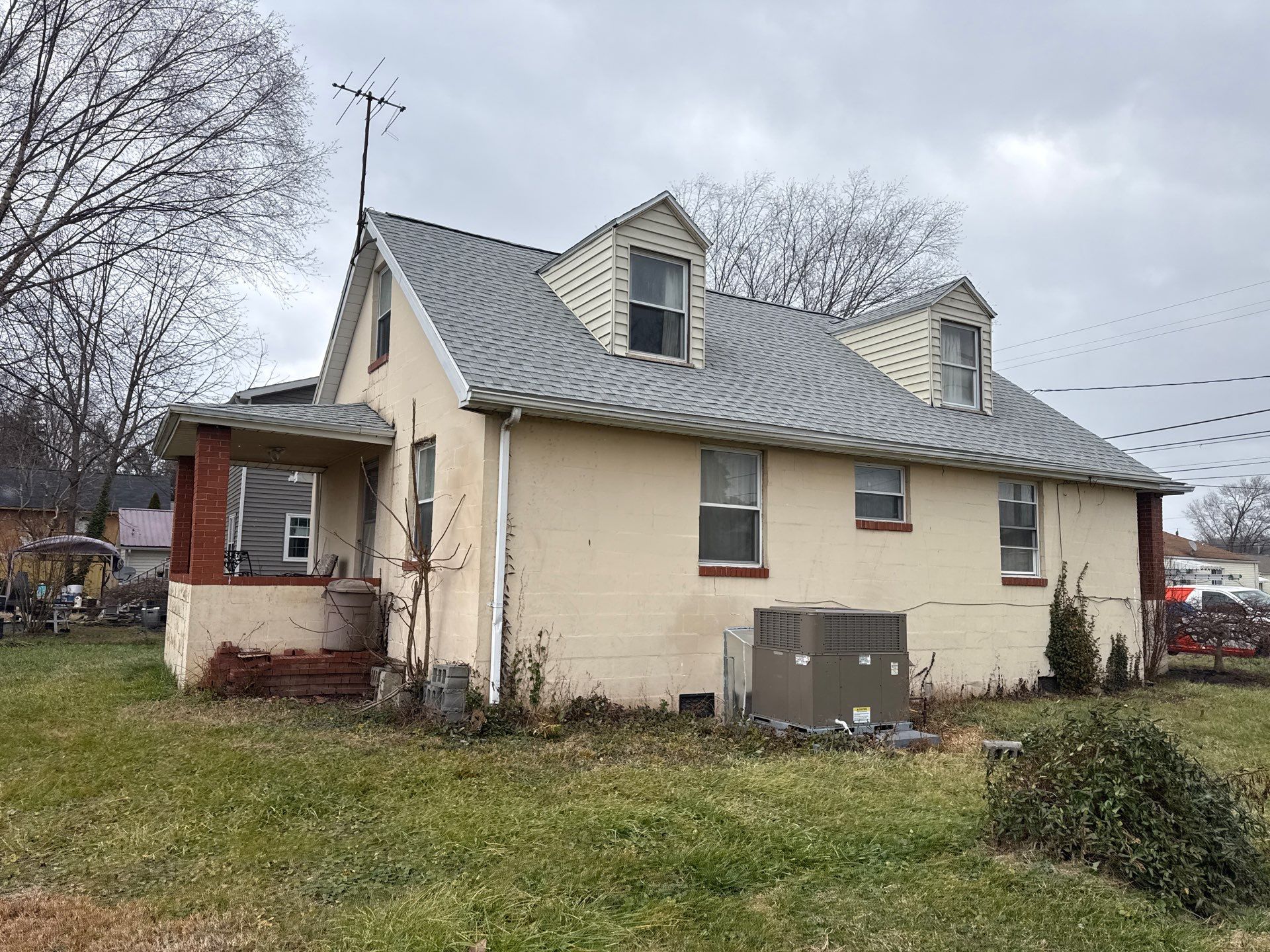 Residential Roofing Installation using GAF Timberline HDZ Fox Hollow Grey by Rainstoppers Roofing