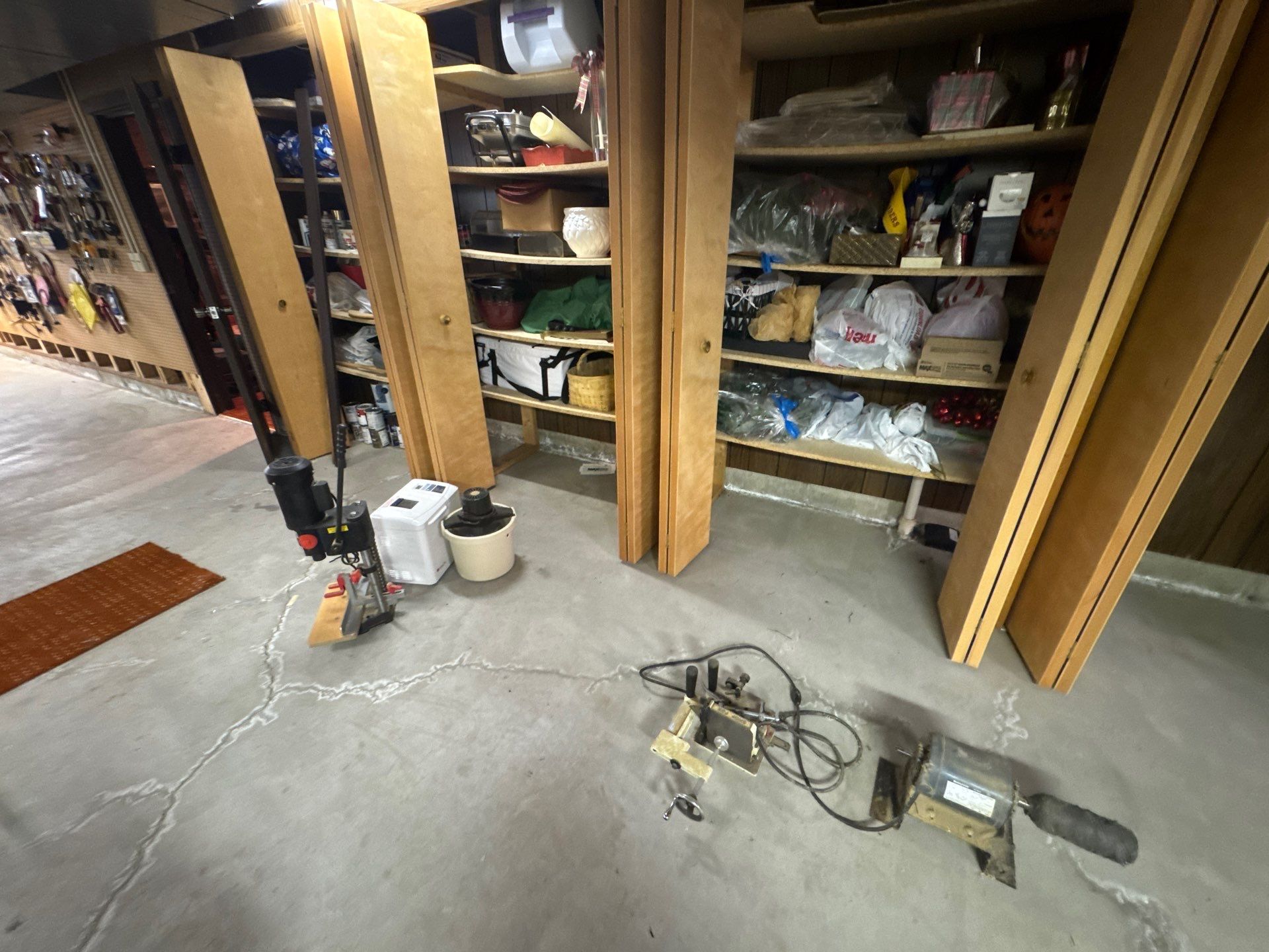 Full Basement and Garage Epoxy Flake Floor Installation in North Muskegon by Gordon Painting