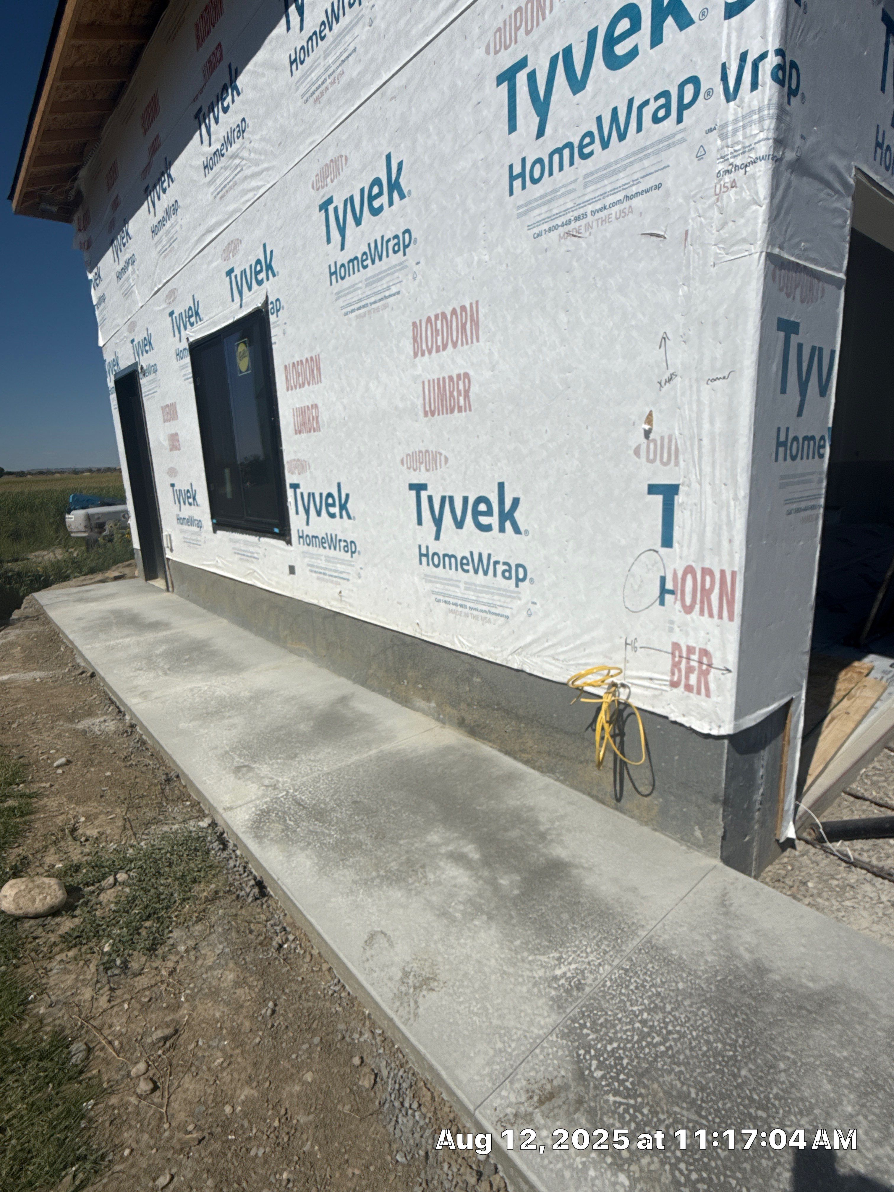 New Construction LP Smartside by Plankwalker Siding & Roofing