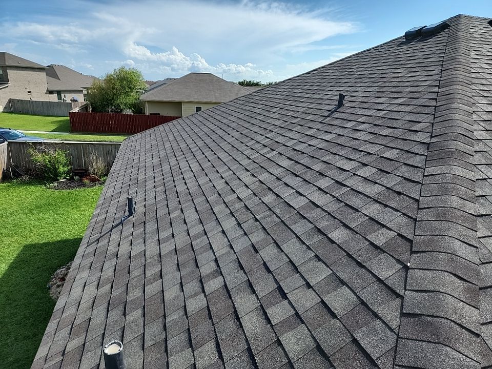 Residential Roofing Installation using Certainteed Landmark Weatherwood by Galvan Roofing and Construction