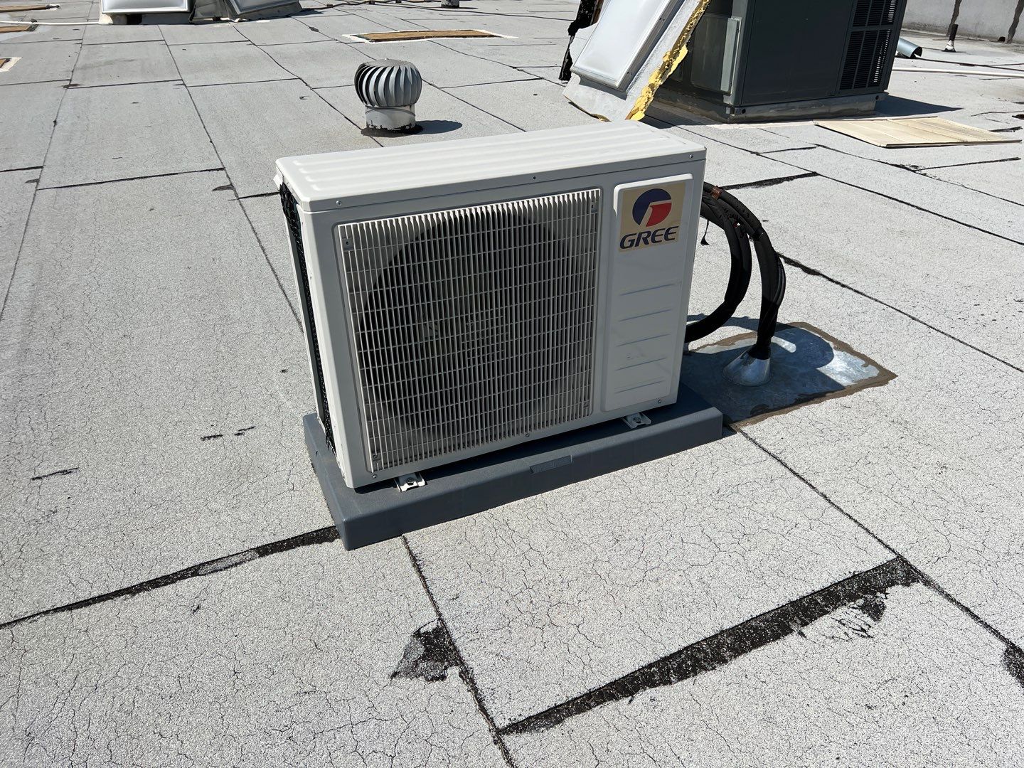 Spray foam and coatings using Conklin Benchmark/PUMA XL coatings and spray foam by Straight Edge Roofing Inc