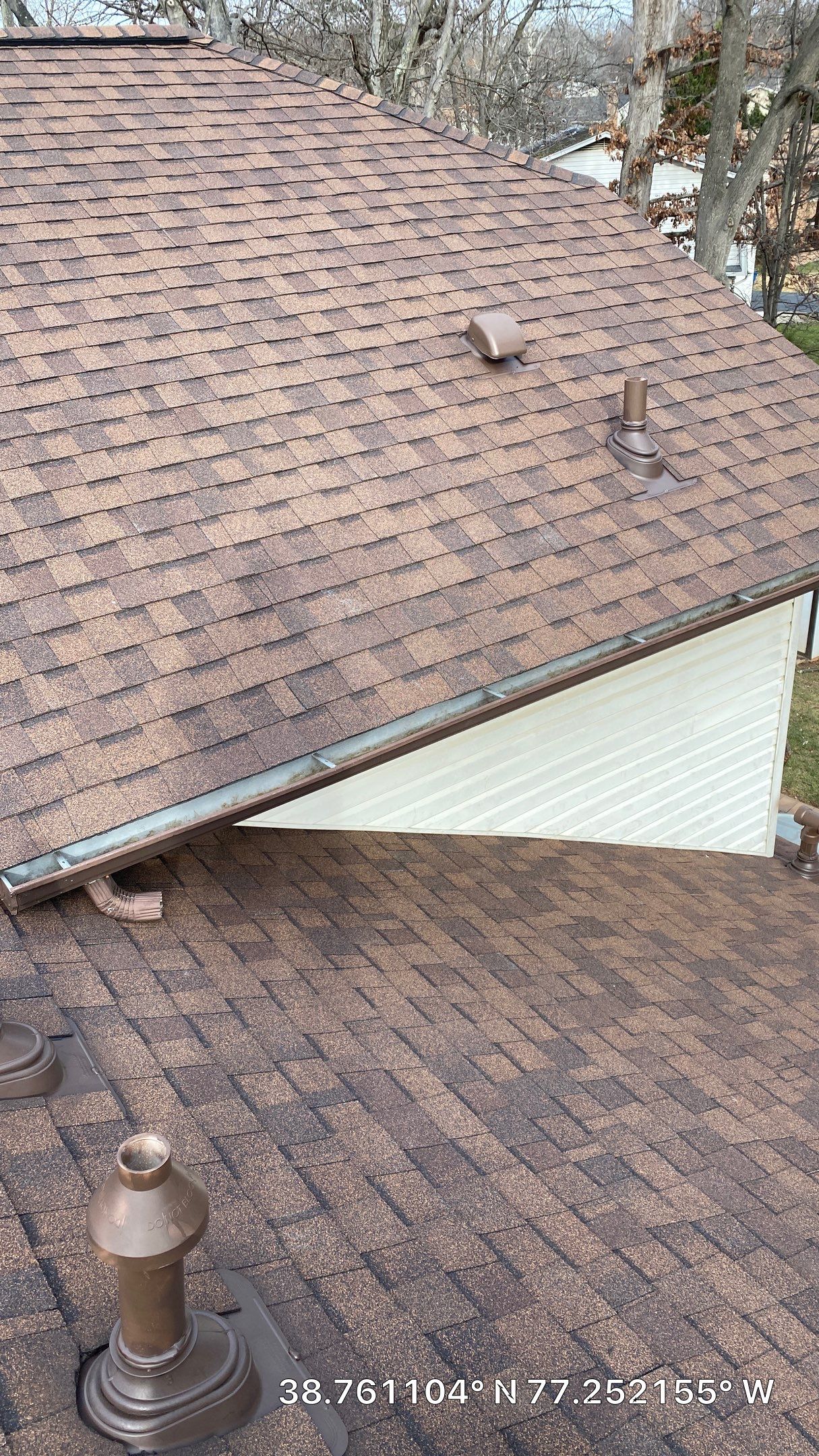 Springfield: CertainTeed Landmark Designer Shingles in Burnt Sienna by RM Banning, Inc.