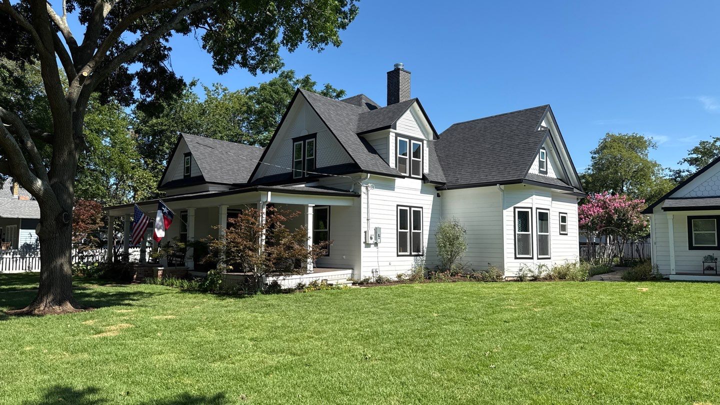 Exterior painting & Deck staining in Frisco by Nomad Painting