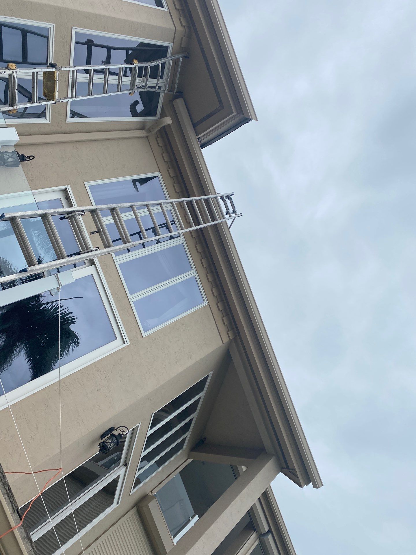 Seamless Gutters in Sarasota FL by Gutter Professors