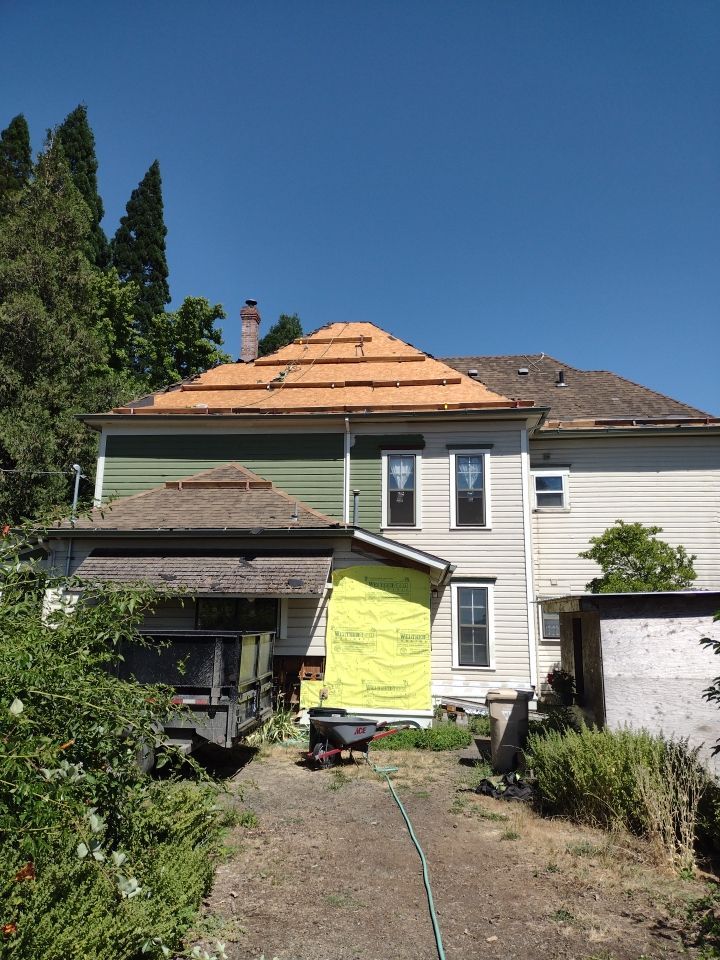 Residential Roofing Installation using Malarkey Vista AR Shingles by Orezona Building & Roofing Company, Inc.