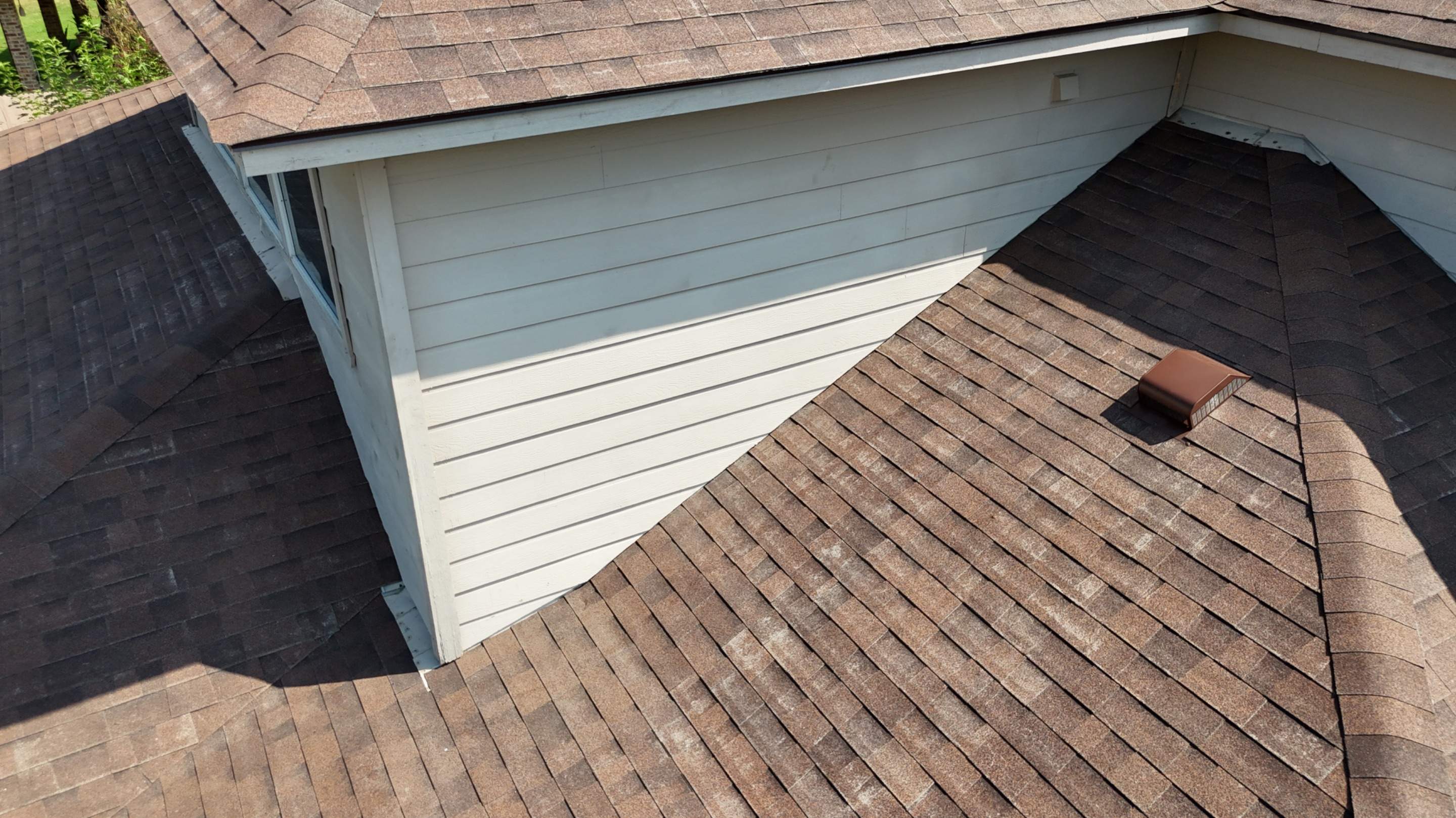 Antique Brown - Malarkey Vista by RoofsOnly.com