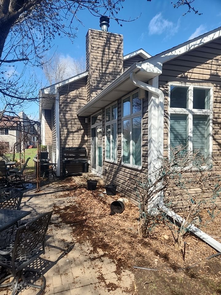 5" Gutters in Woodbury by Next Level Seamless Gutters / Exteriors Inc.