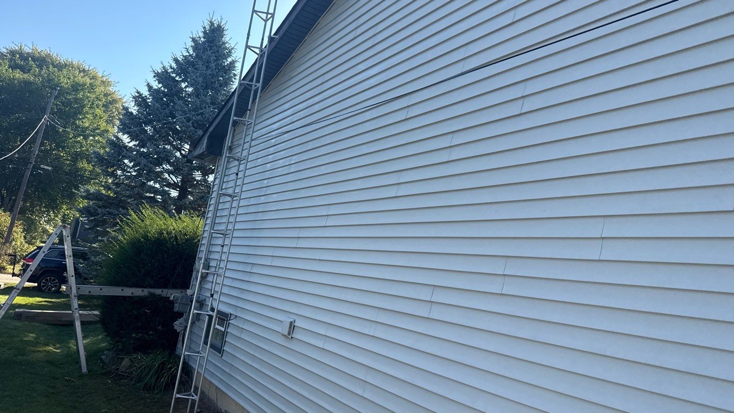 Siding Replacement using Alside Charter Oak D4.5" Cape Cod Grey by 180 Contractors