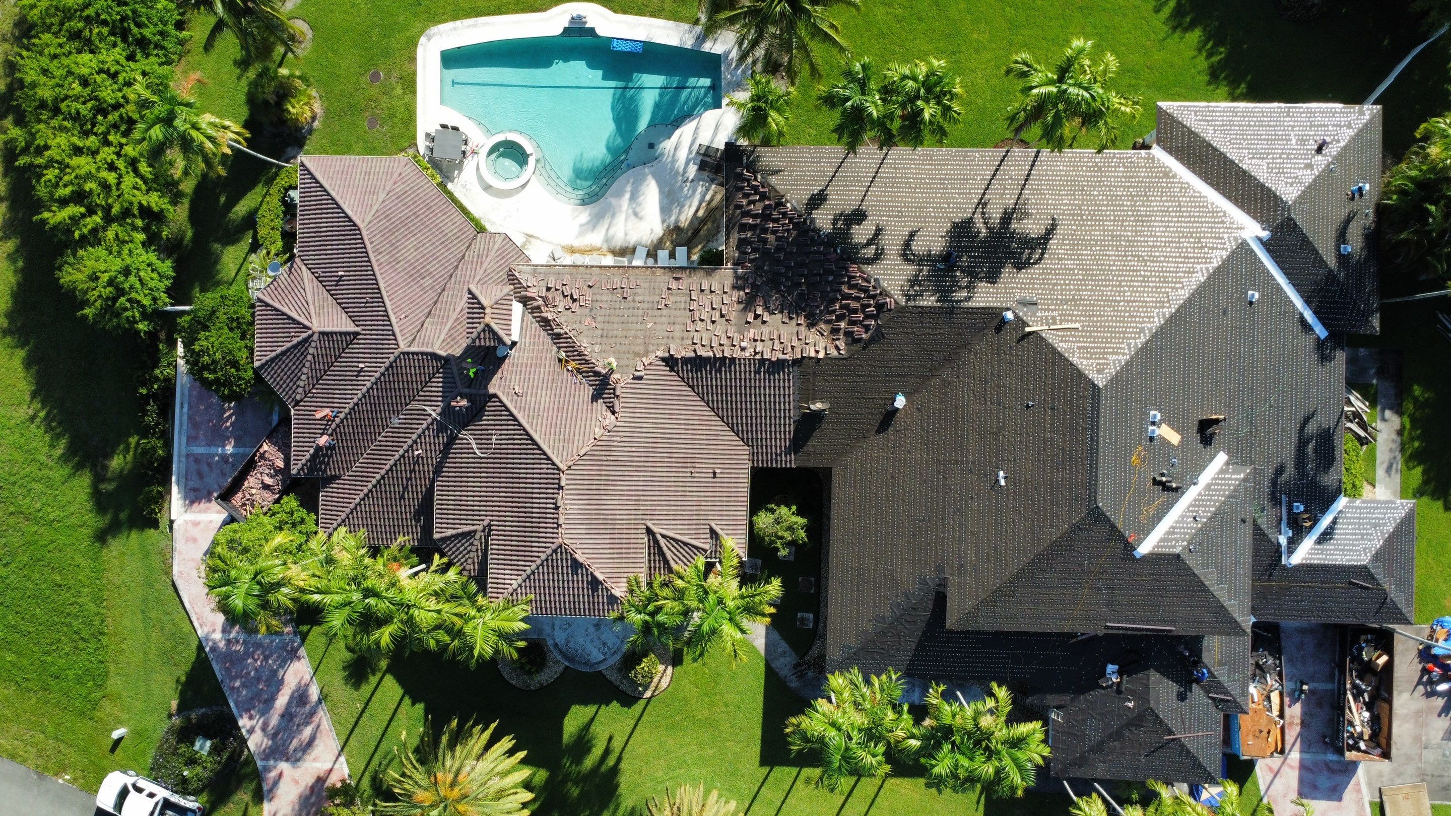 Peppertree Circle West, Davie, FL by G&J Roofing 