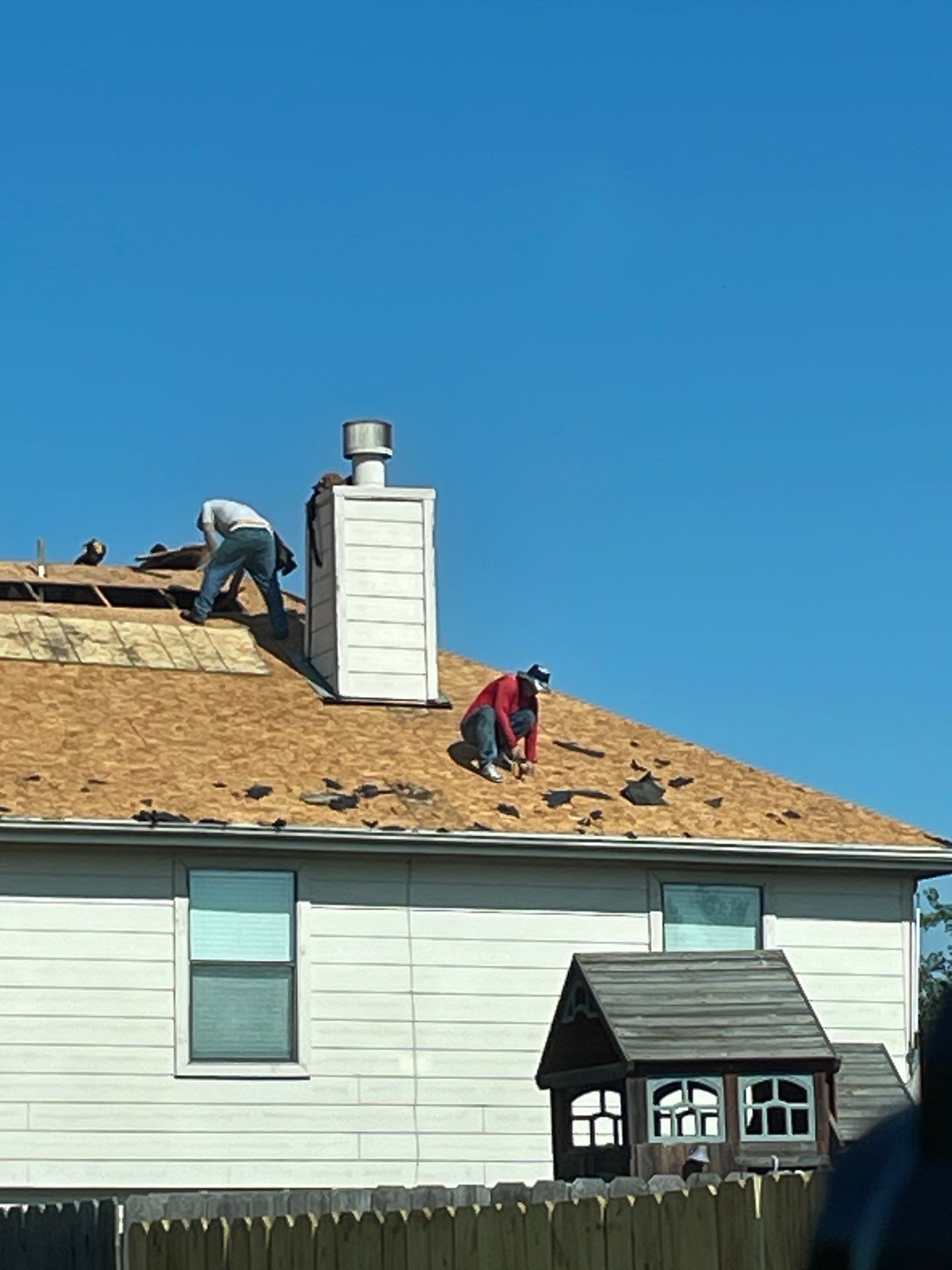 Residential Roofing Installation using Owen's Corning Duration (Lifetime) Shingles by Roof Repair Company