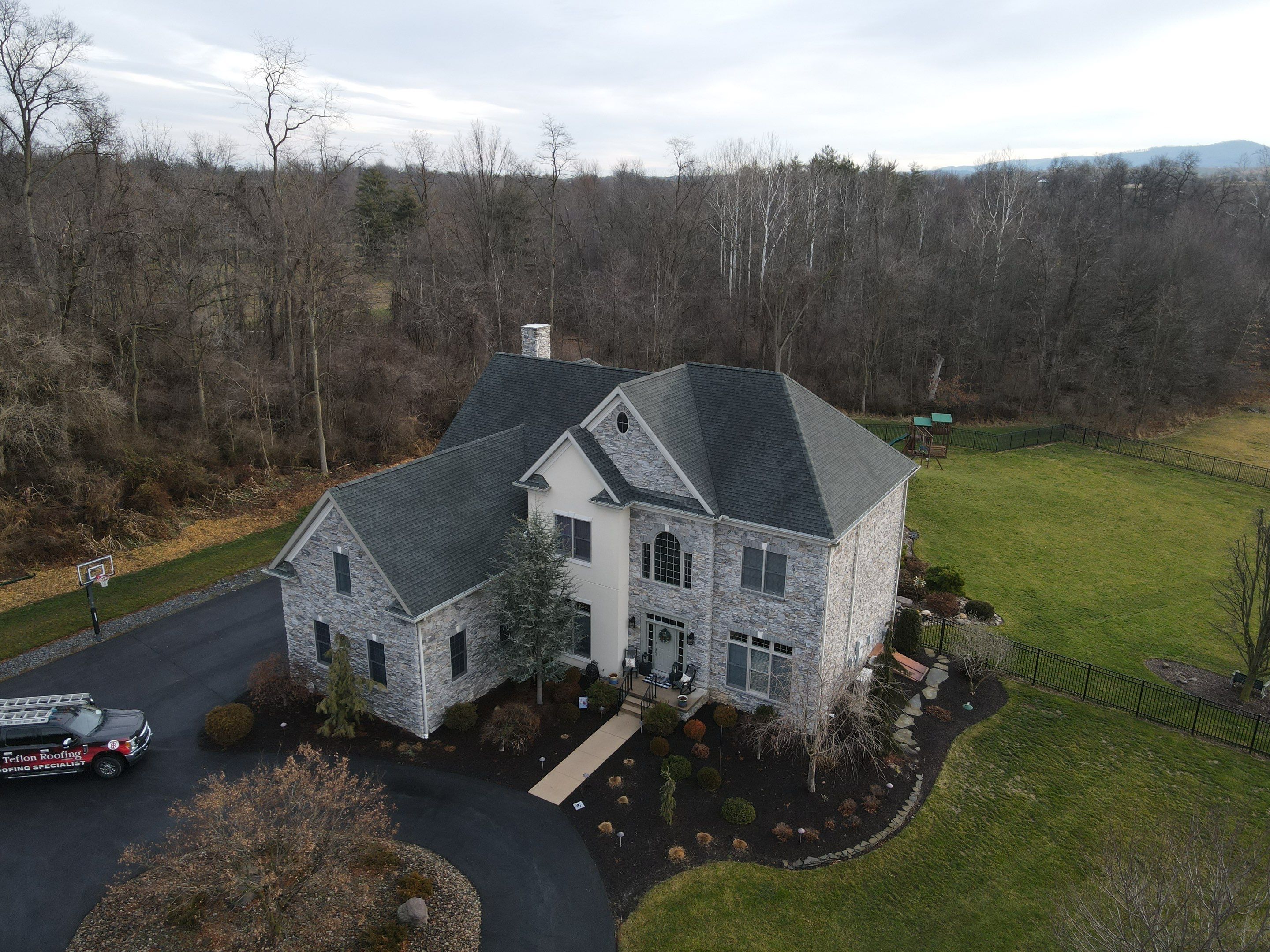 Residential Roofing Installation using Gaf Hdz Architectural Shingle by Teflon Roofing