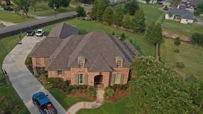 Atlas Pinnacle Impact Weathered Wood; Weathered Bronze Gutters 