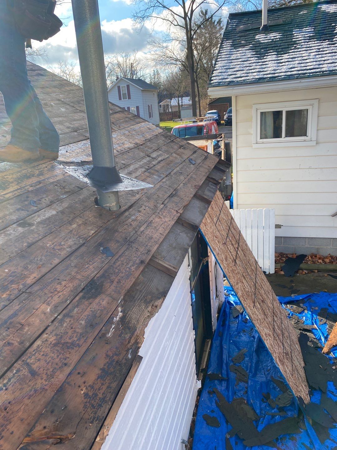 Roof Replacement using CertainTeed Landmark by 180 Contractors