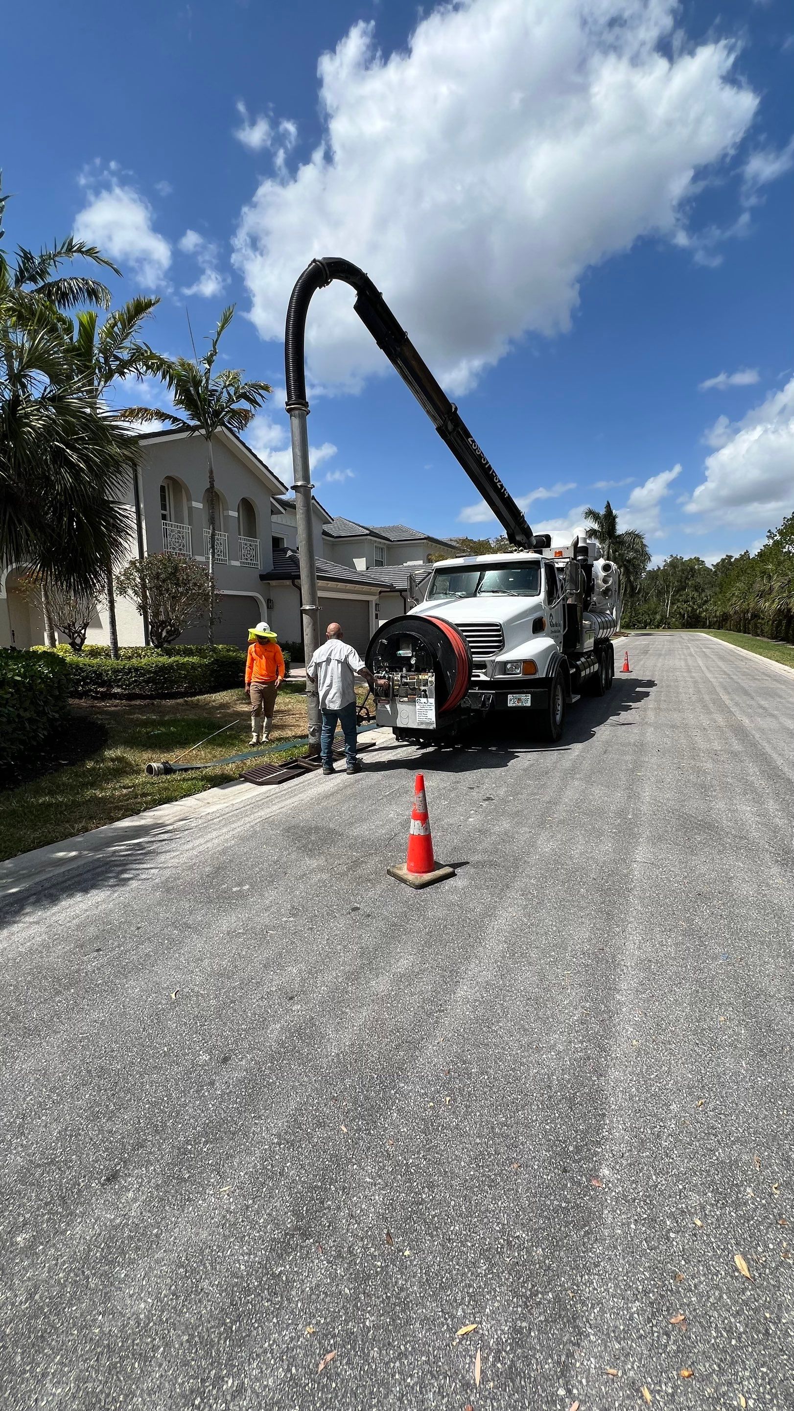 Estero Community Stormwater System Maintenance by APS Power & Water