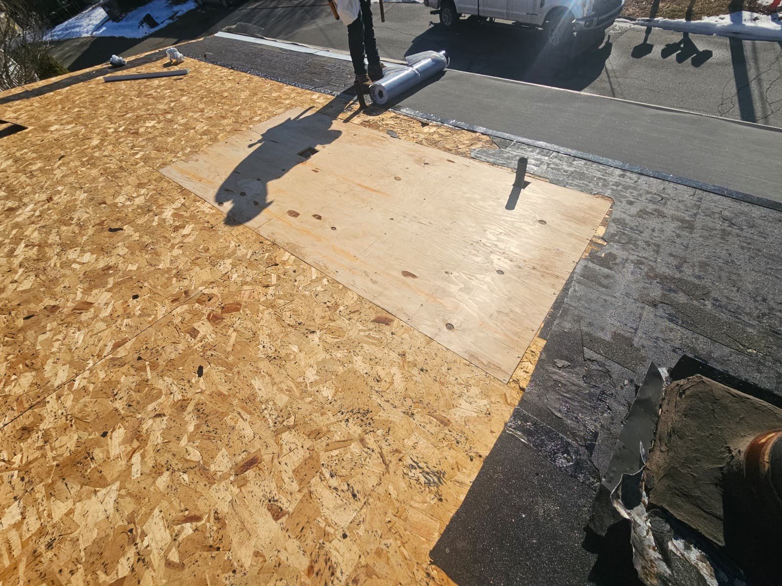 Owens Corning Oakridge: Estate Gray in Uncasville by Golden Shield Roofing