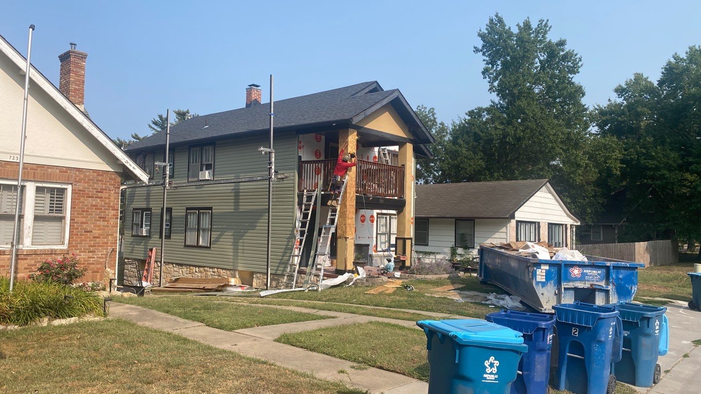 Siding Installation using Elm Grove by EEC  Windows, Siding & Roofing 