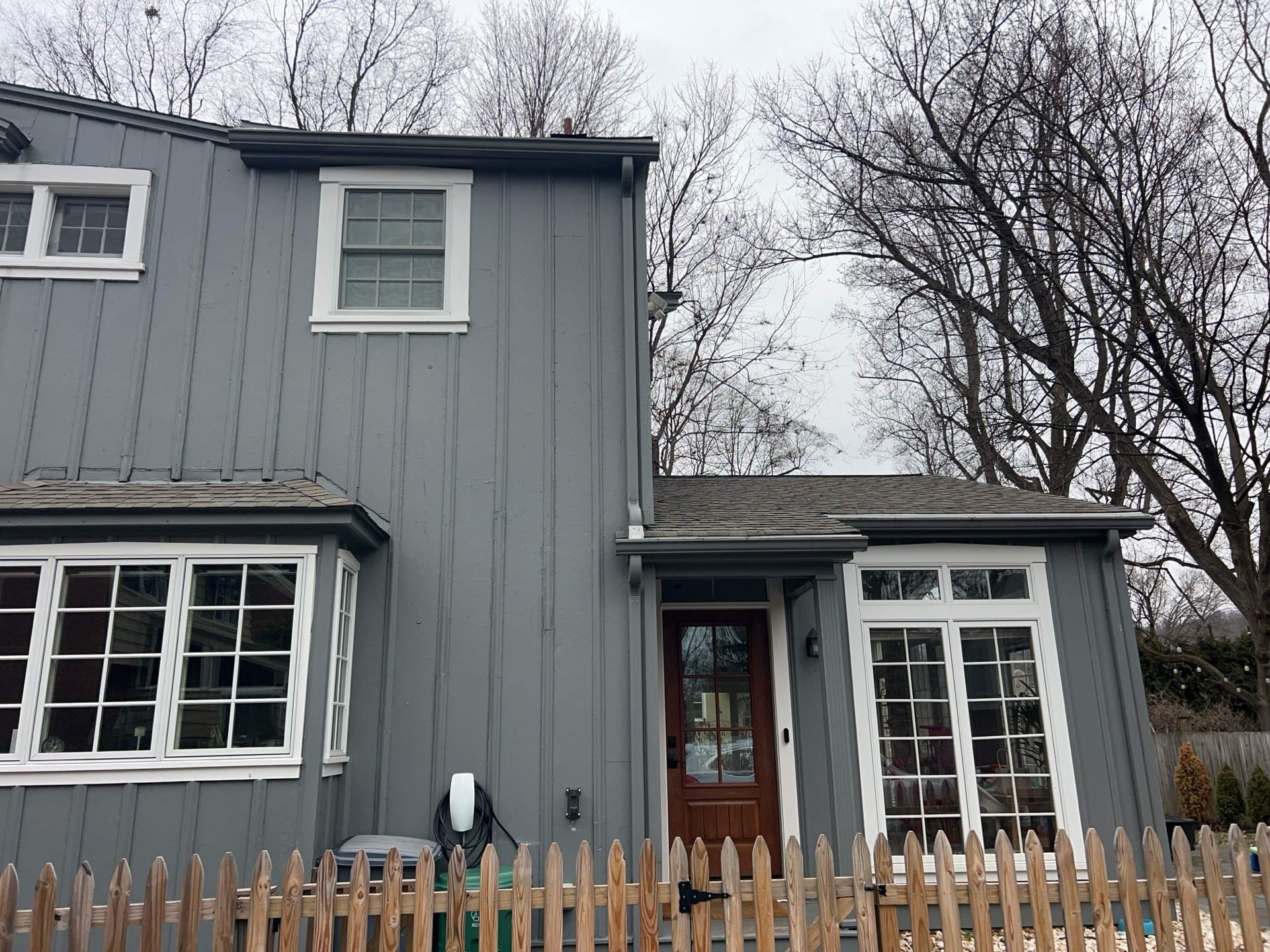 Centenarian Edgeworth Home updated with James Hardie by Ideal Siding Pittsburgh