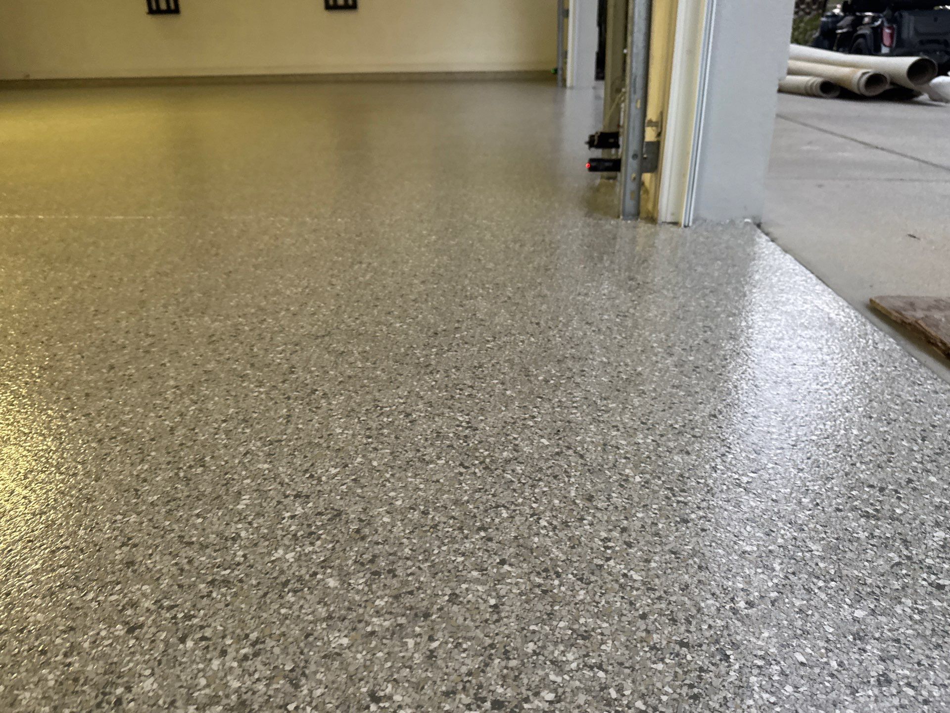 Garage in Hernando, FL with Mount Everest by Cross Creek Concrete Coatings