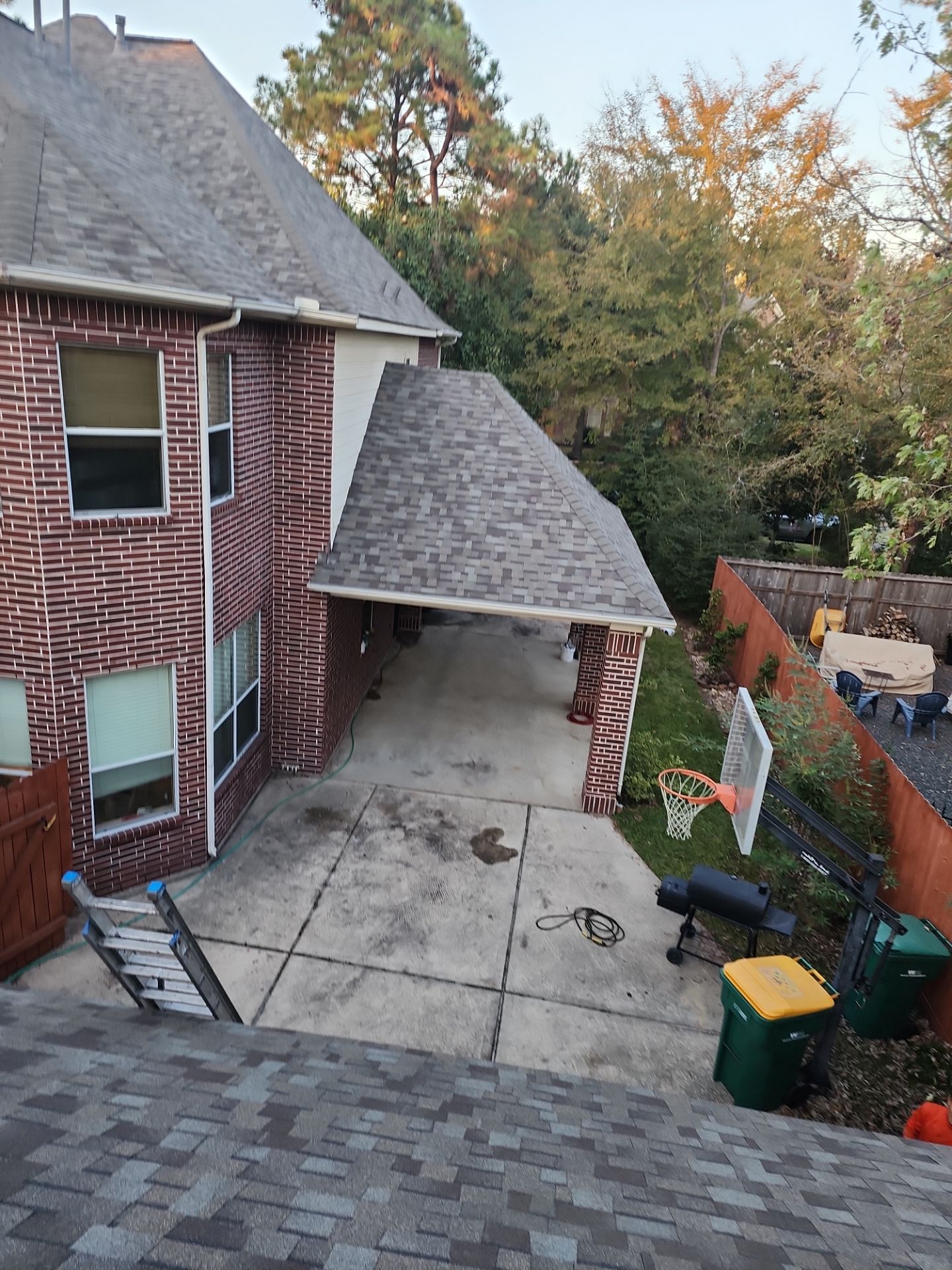 Residential Roofing Installation using Owen's Corning Duration (Lifetime) Shingles by Roof Repair Company