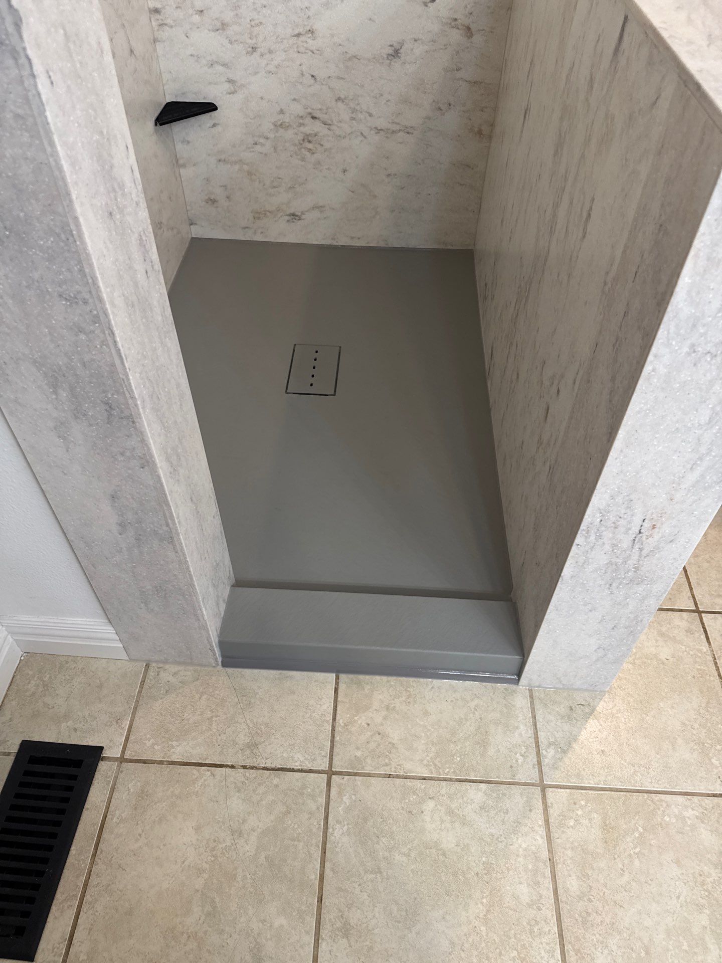Hall Project in Bella Vista, AR by Twist & Spout
