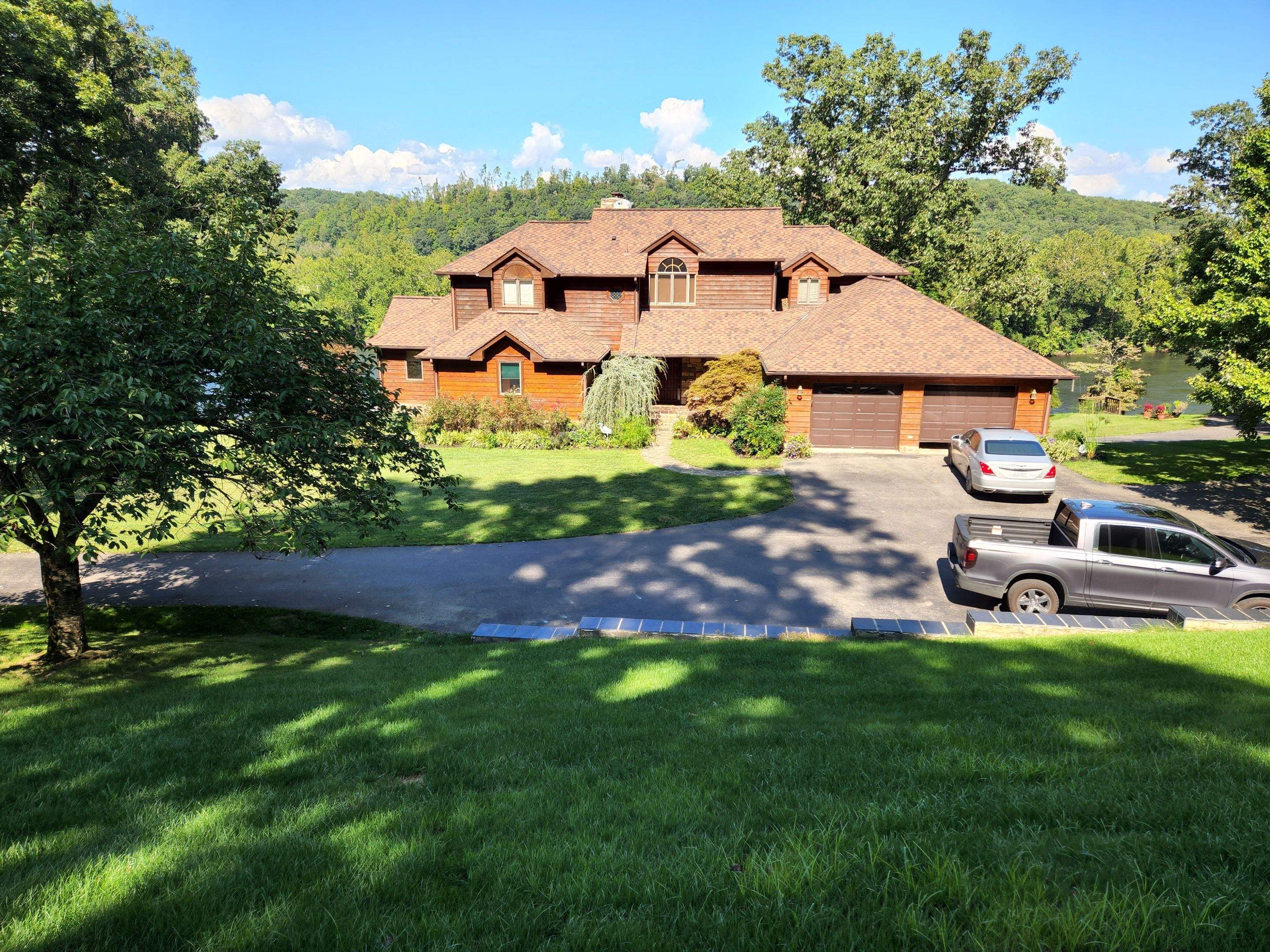Pool  by Back To Nature Landscaping & Construction