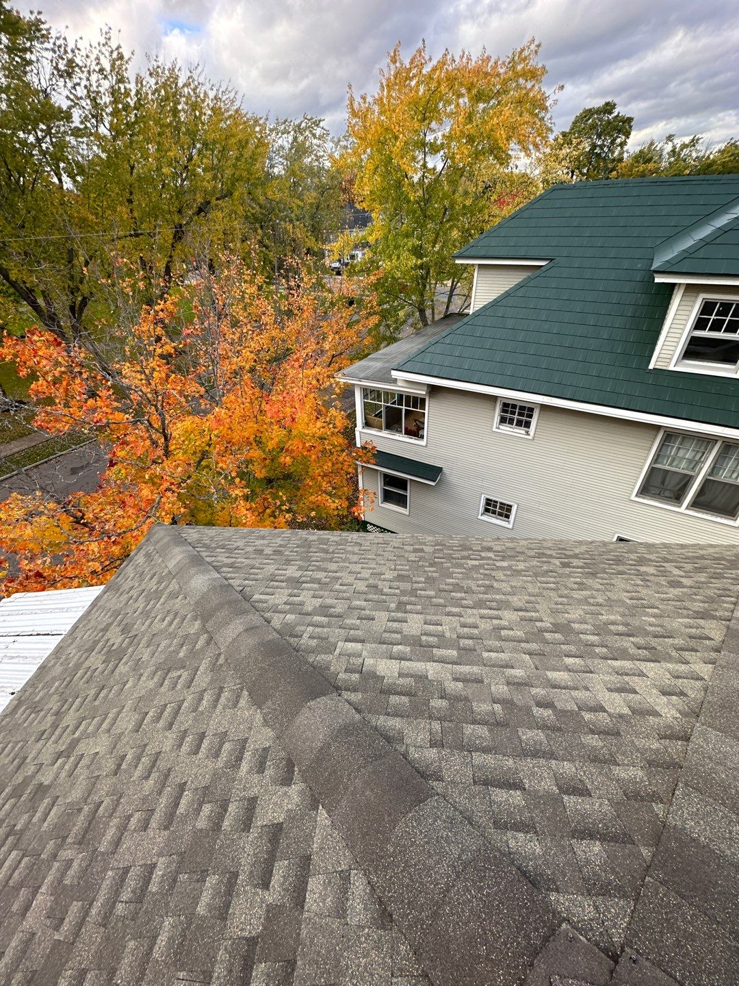 Residential Roofing Installation using Asphalt GAF HDZ by Artisan Roofing & Home Improvements Inc.