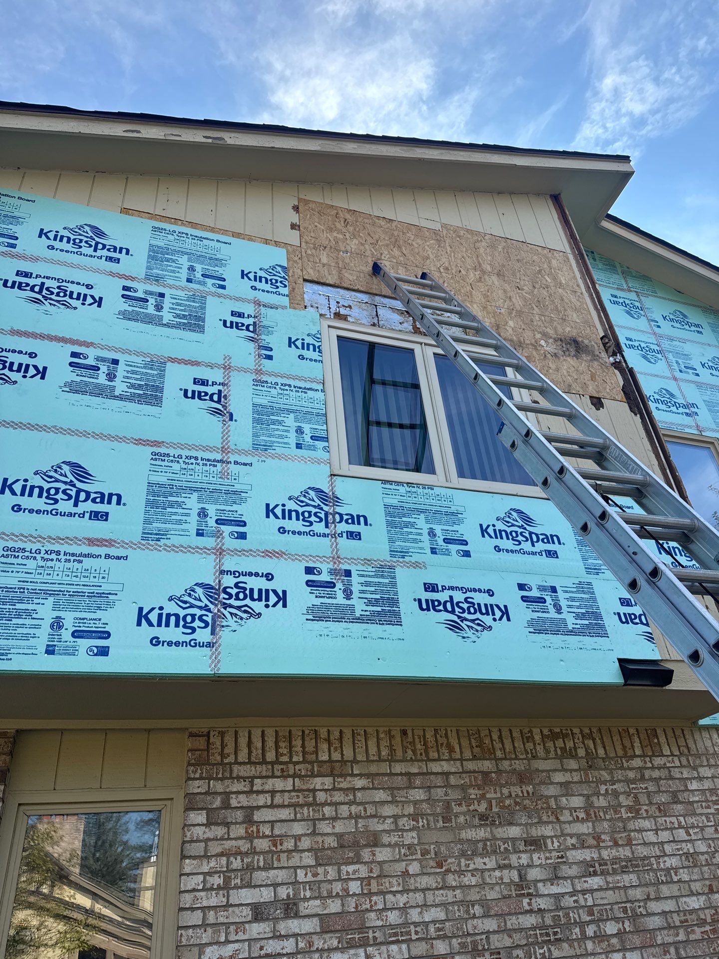 Siding Replacement using Alside S7 Cedar Mill Grain Cast Iron by 180 Contractors