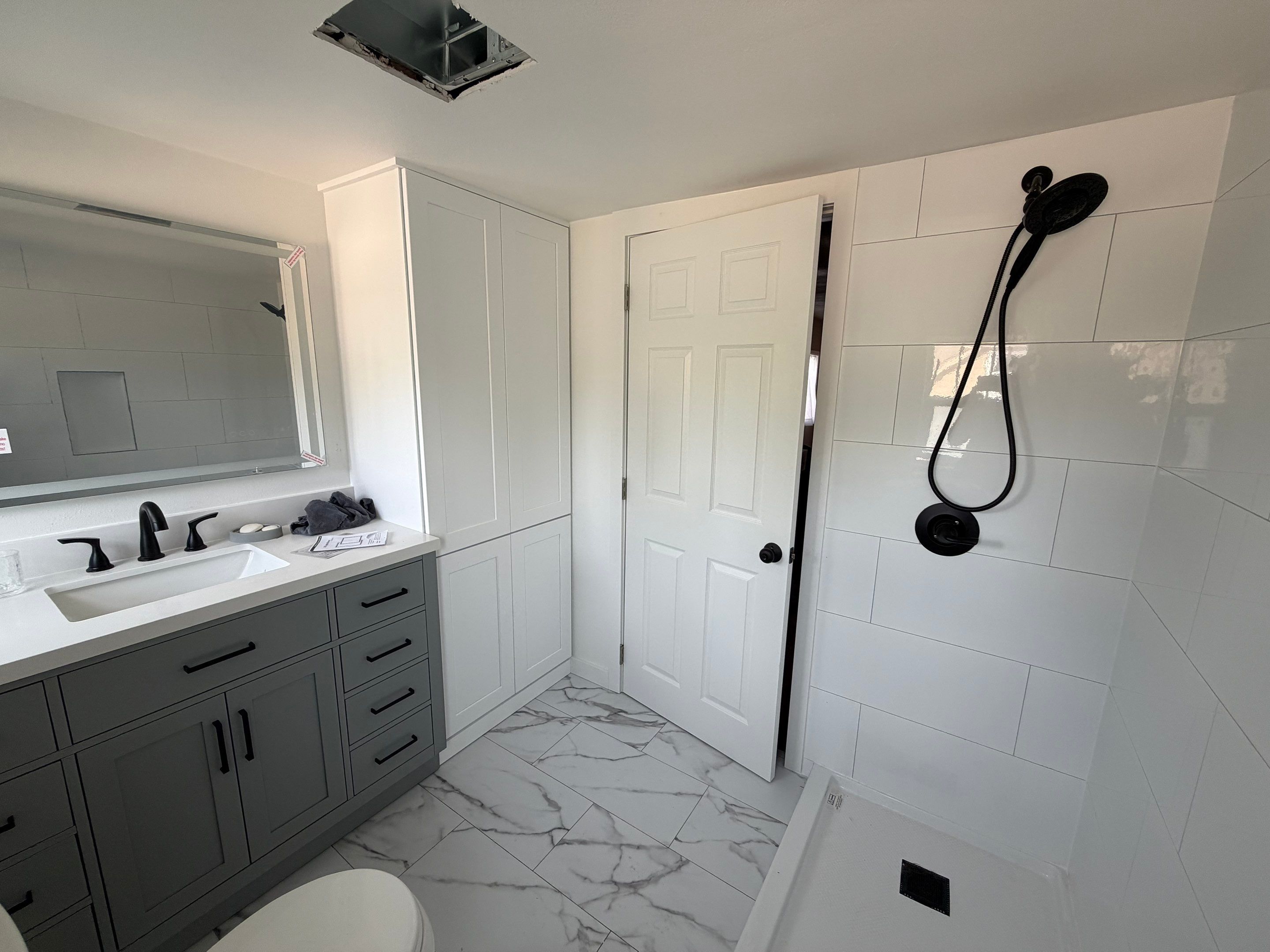 Bathroom Renovation by Handyman State LLC
