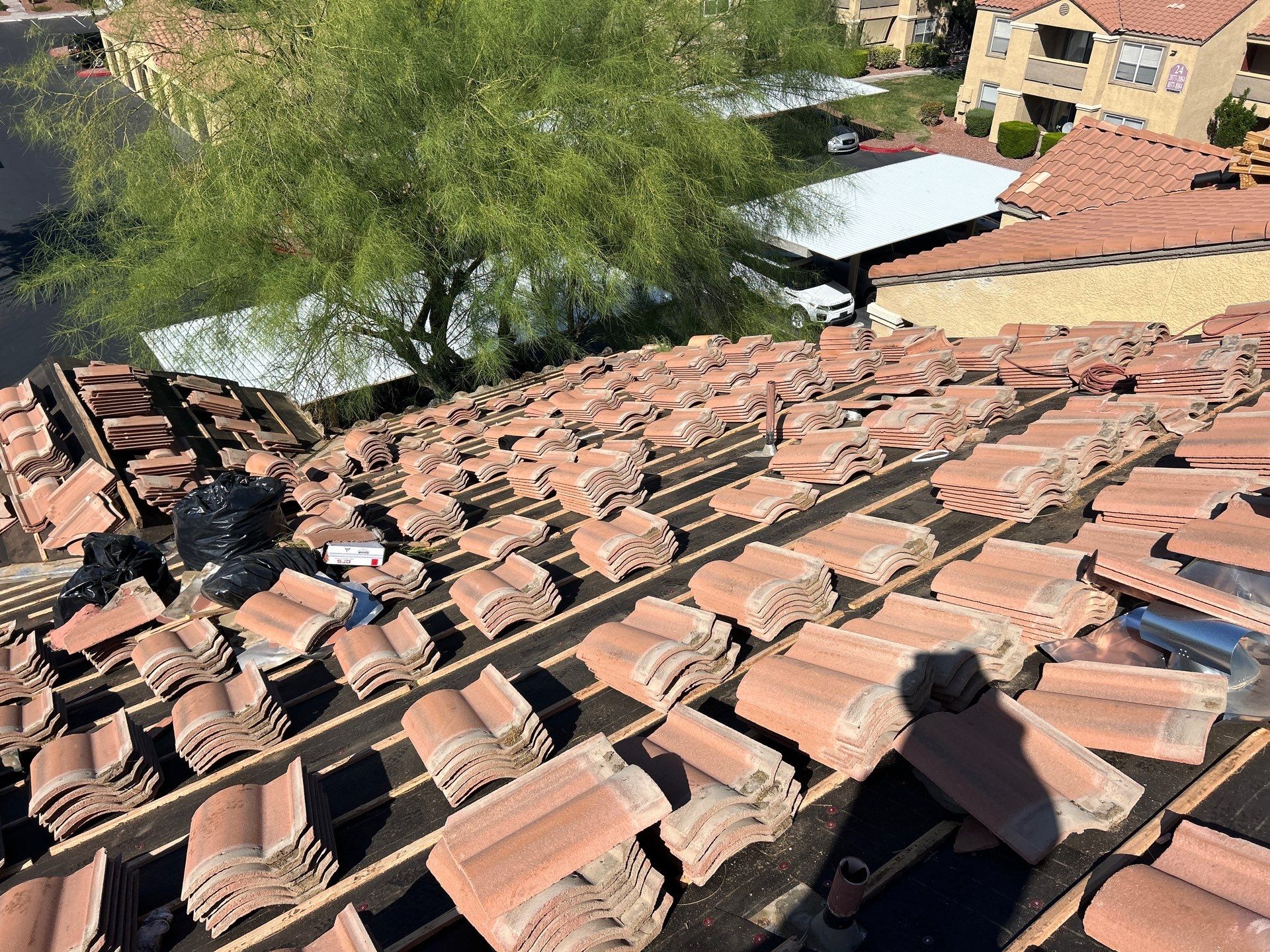 L15364-Latigo Condos by The Original Roofing Company