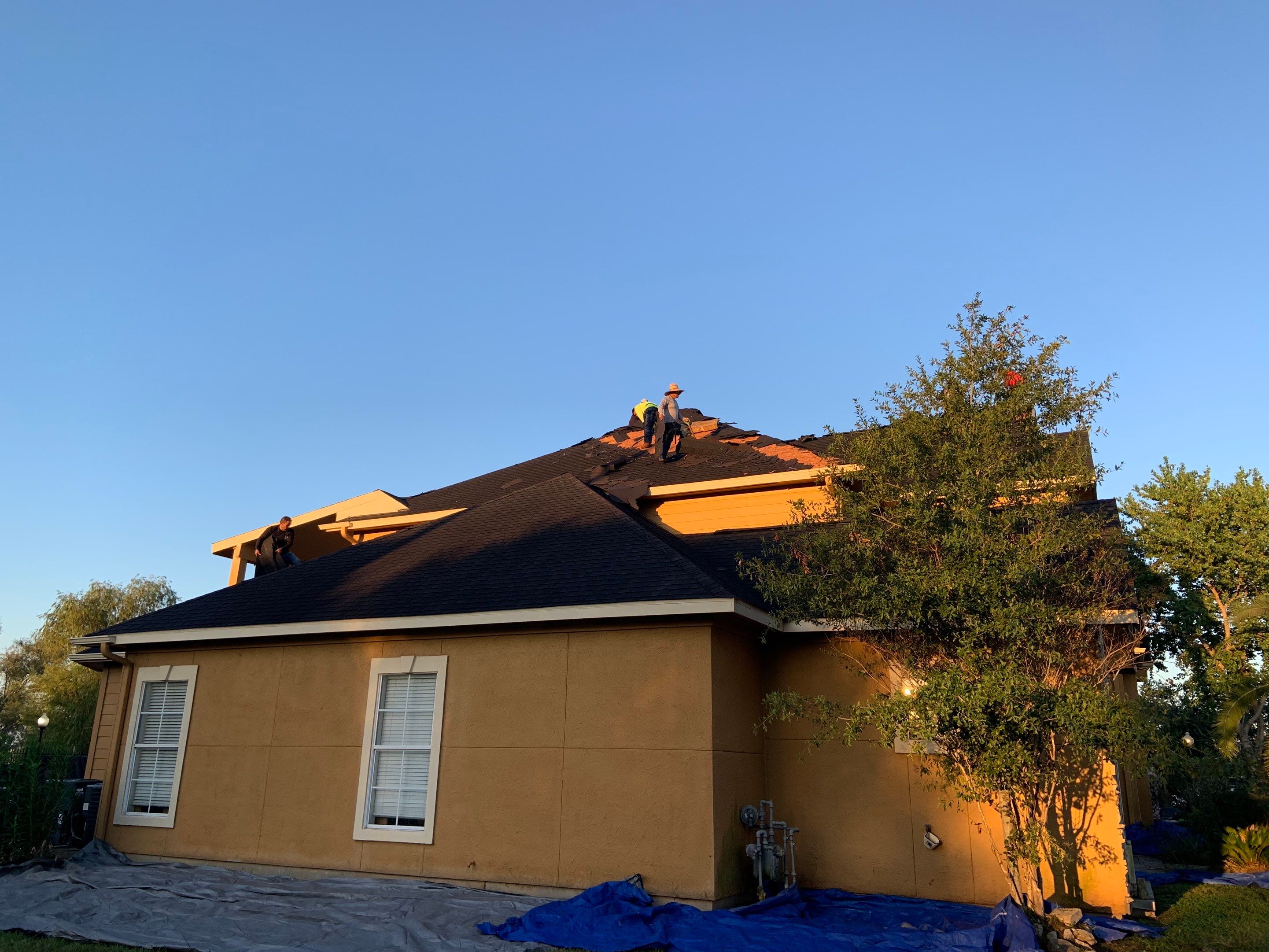 Residential Roofing Installation using Owen's Corning Duration (Lifetime) Shingles by Roof Repair Company
