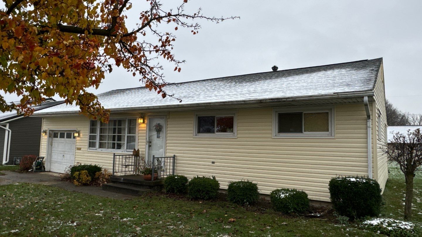 Siding Installation using Alside Conquest D4.5DL Adobe Cream  by Nitro Roofing and Construction