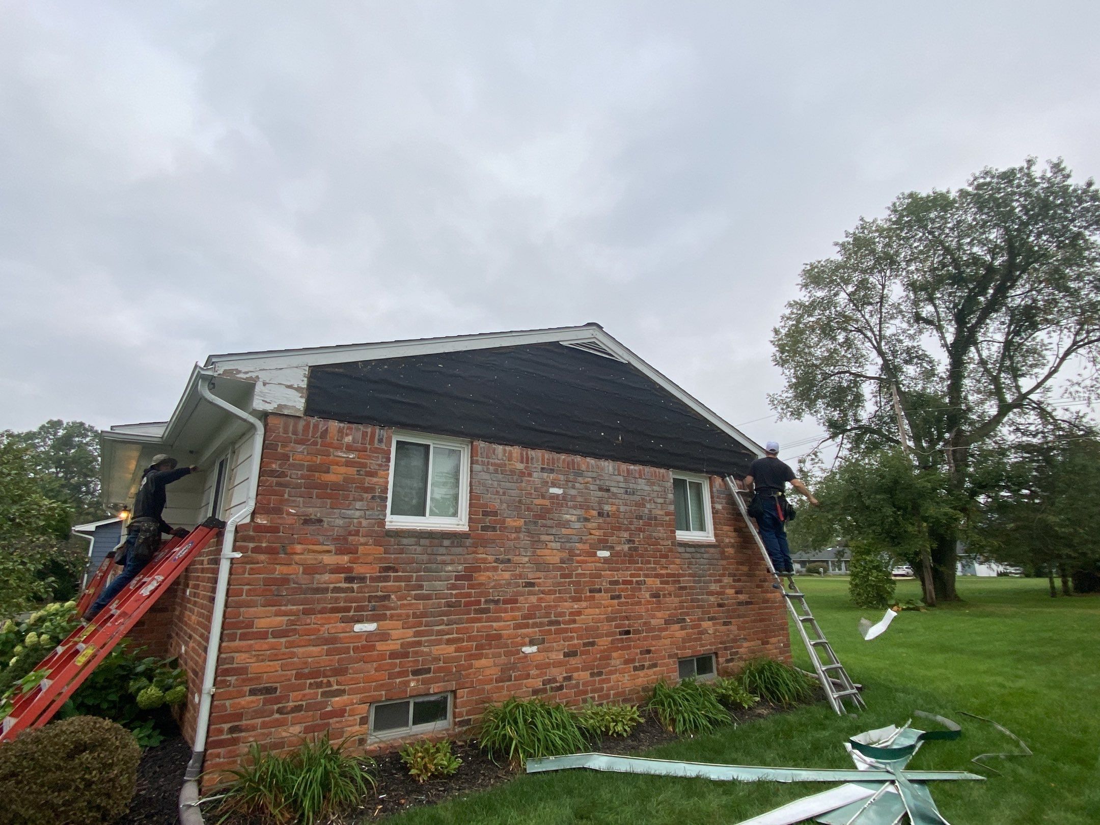 Roof Replacement using CertainTeed Landmark Pro by 180 Contractors