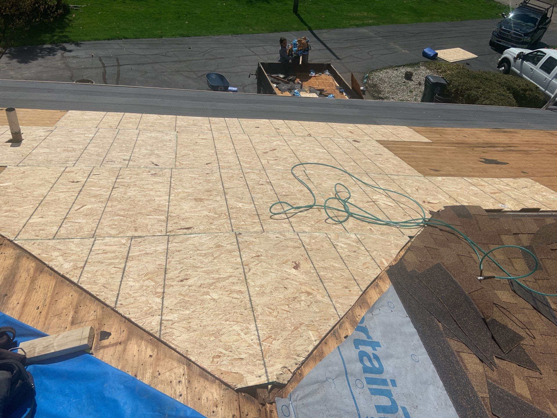 Roof Replacement using CertainTeed Landmark by 180 Contractors