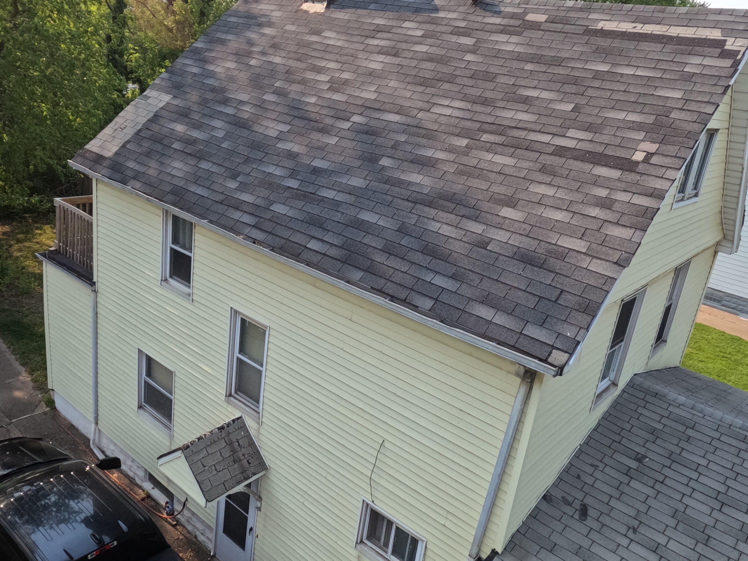 Residential Roof Replacement using Ownens Corning Duration Brownwood by Absolute Roofing and Construction