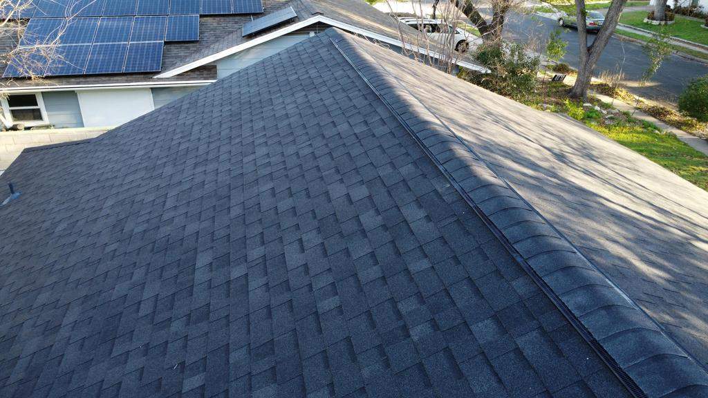 Onyx Black - Owens Corning TruDefinition Duration Storm by RoofsOnly.com