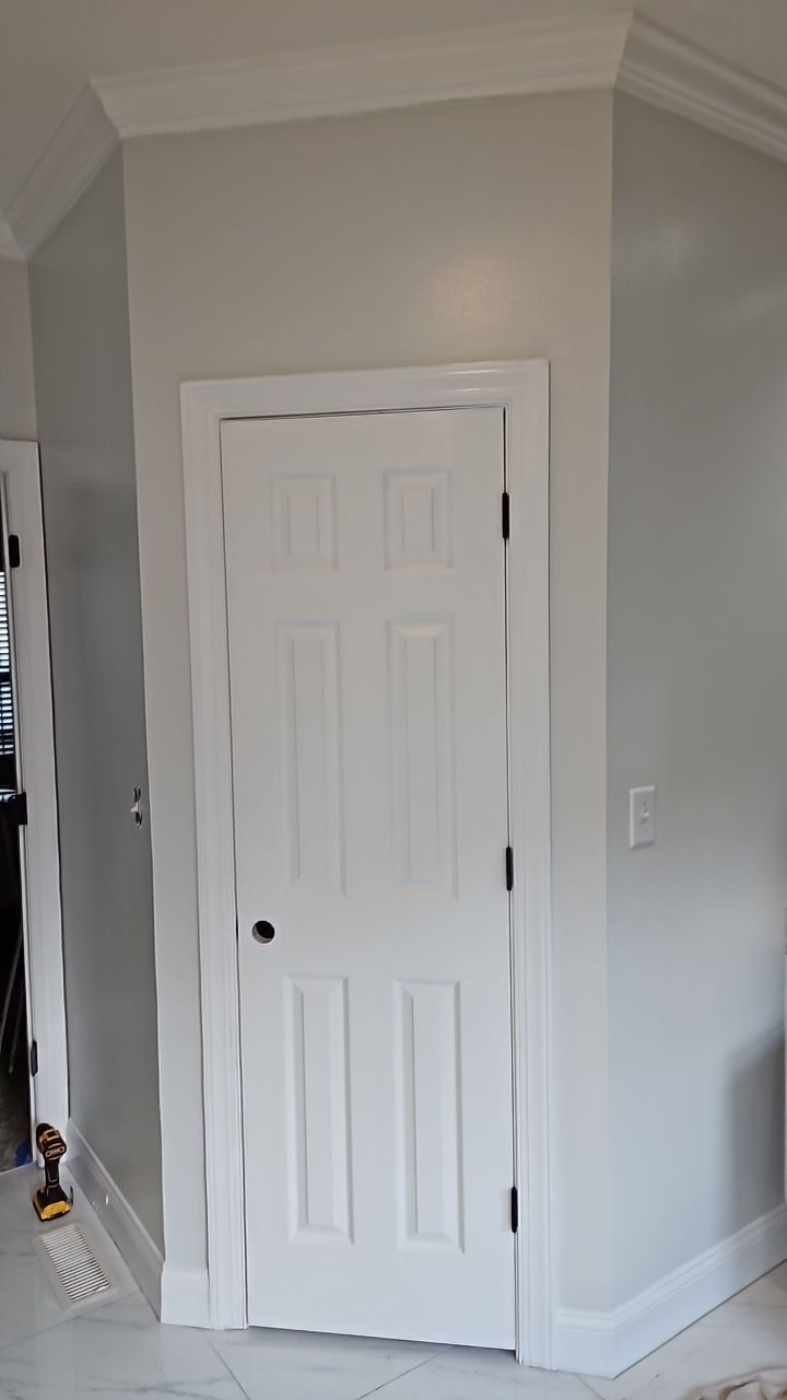 Woods Trace - Bathroom Remodel  by Pillar and Pine