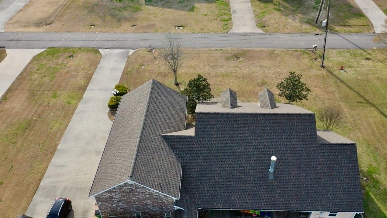 Atlas Pinnacle Pristine Weathered Shadow by Top Team Roofing & Construction