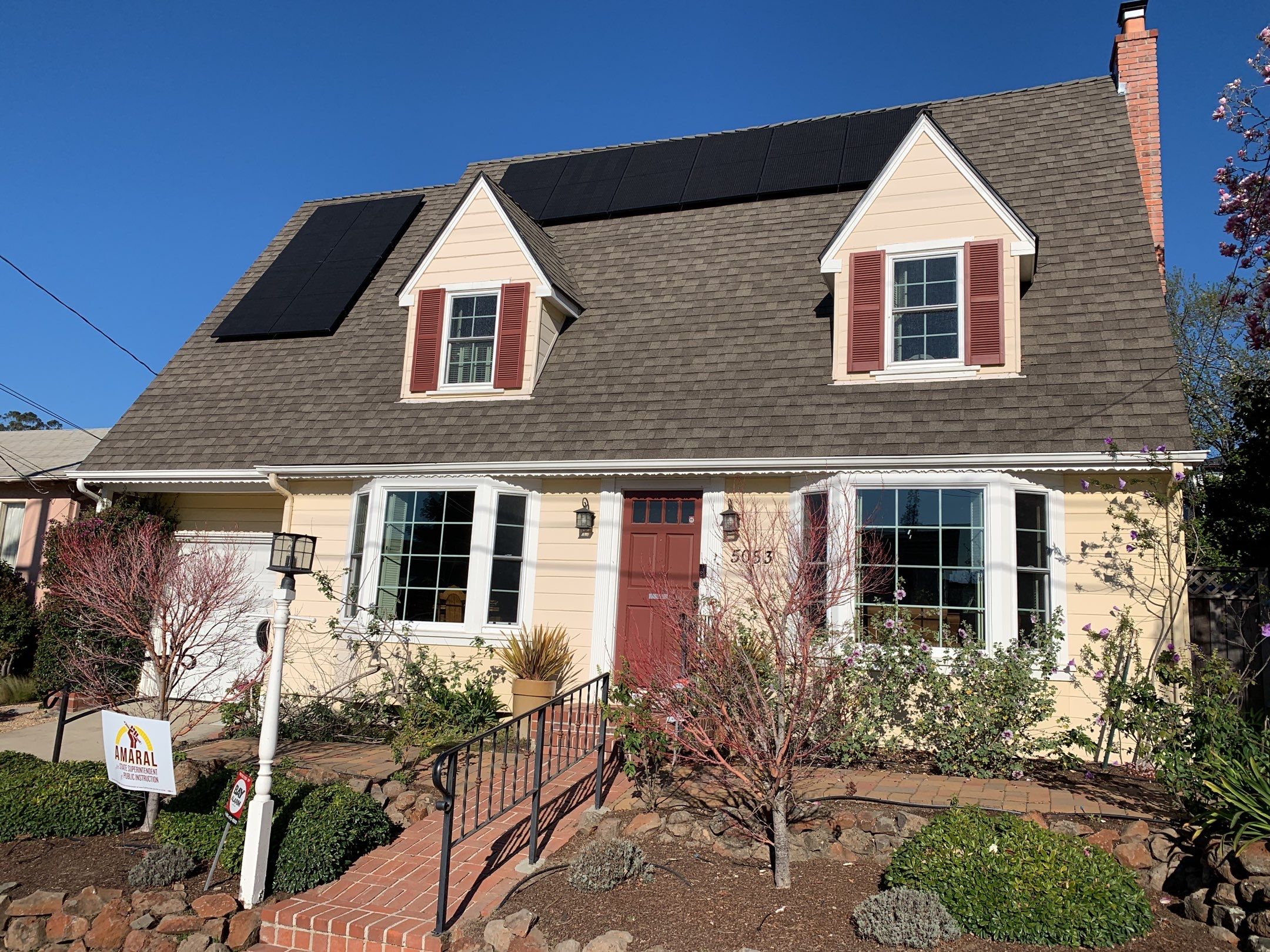 Carlos & Chela’s Home by SpotFree Window Cleaning