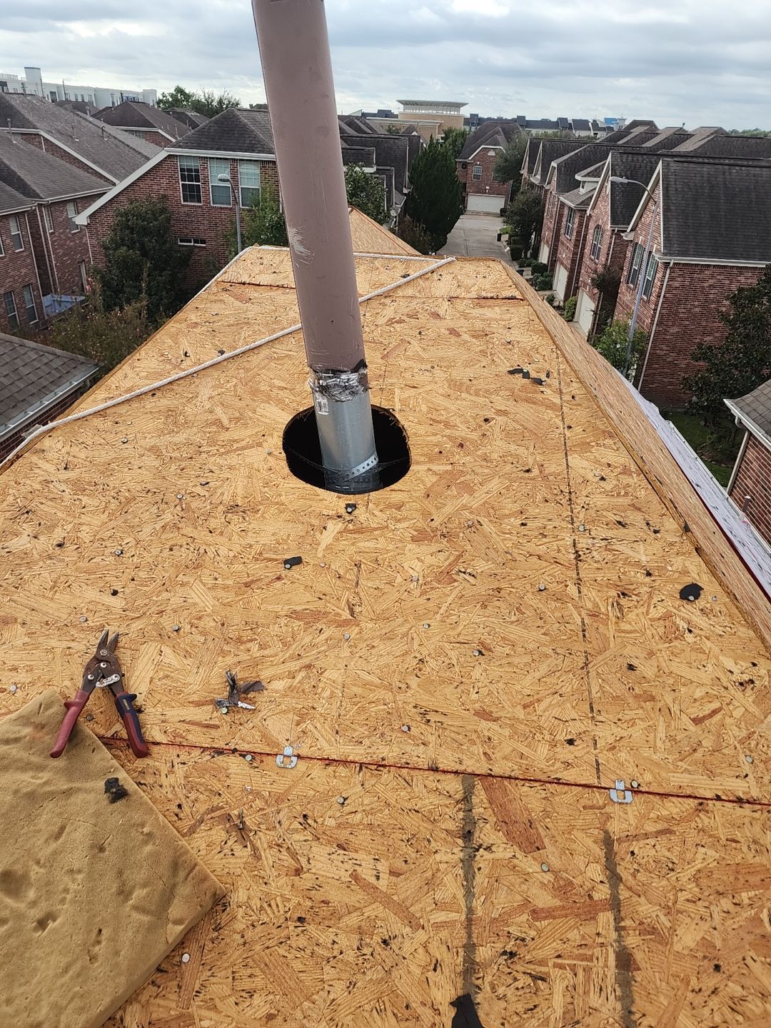 Residential Roofing Installation using Owen's Corning Duration (Lifetime) Shingles by Roof Repair Company