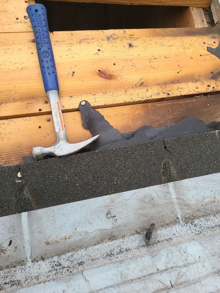 Arlington: CertainTeed Landmark Architectural Shingle in Georgetown Gray by RM Banning, Inc.