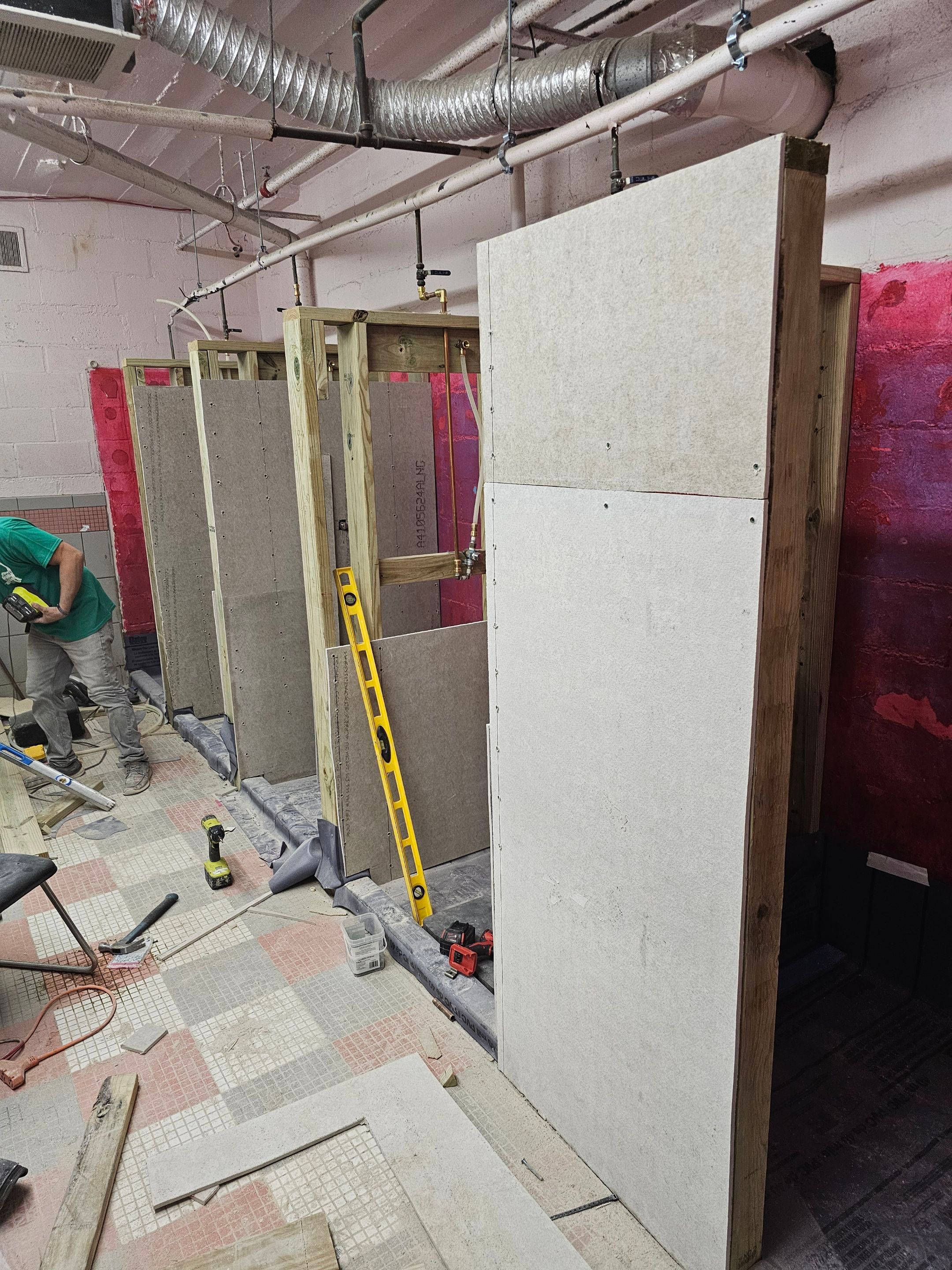 Showers & Storage by EL-GC LLC