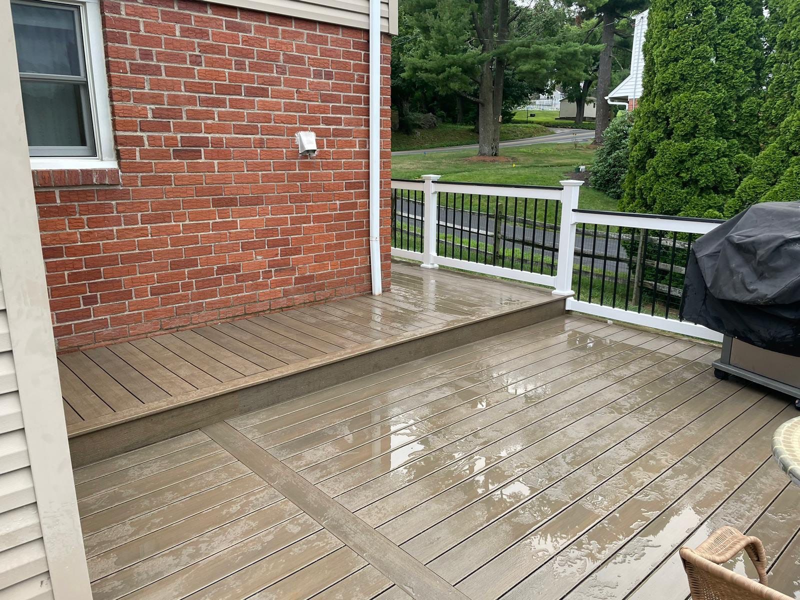 Deck Resurface using Deckorators Vista decking - color Dunnewood by deck guardian