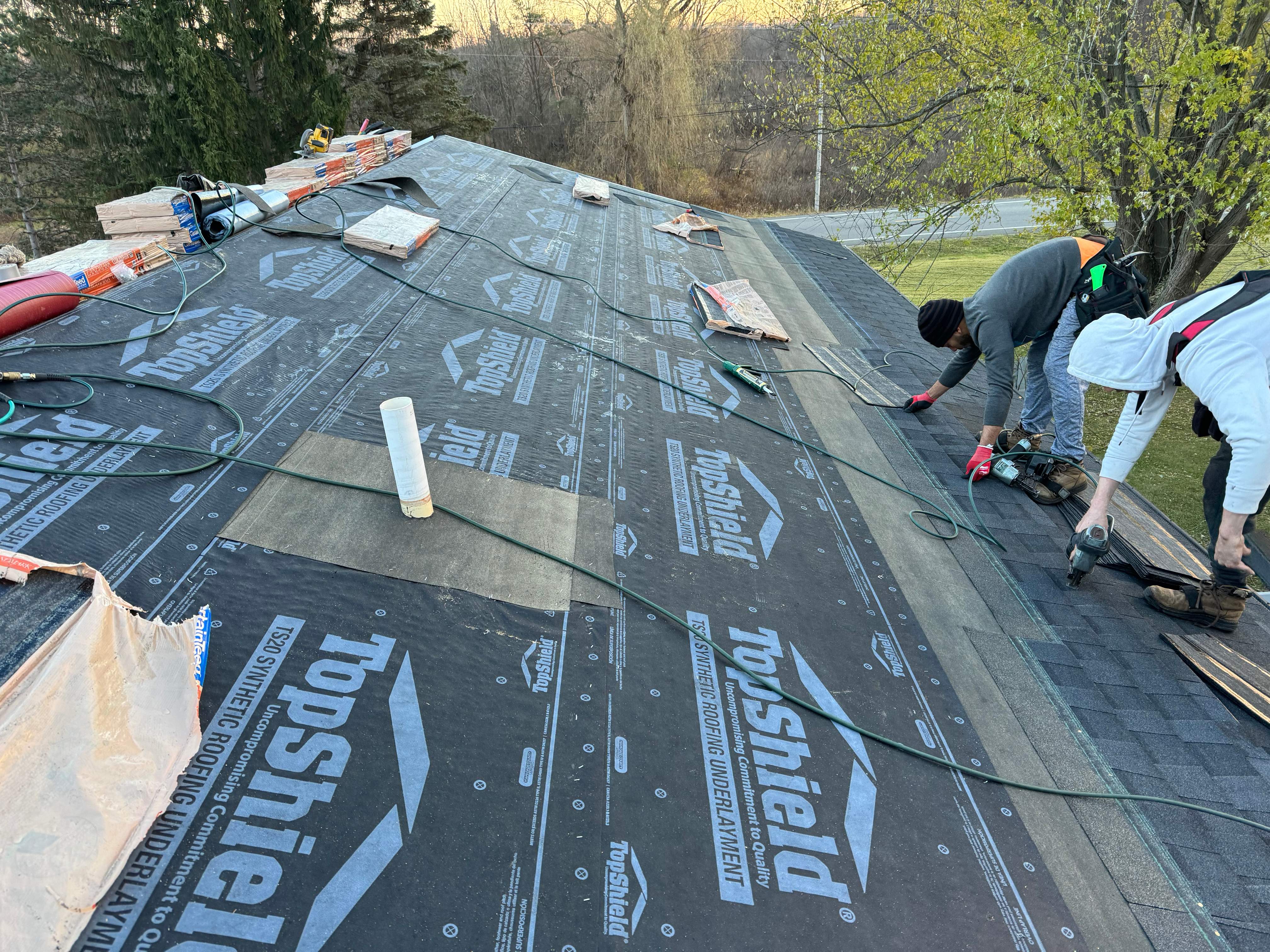 Residential Roofing Installation using Certainteed Landmark ClimateFlex by GRACCO