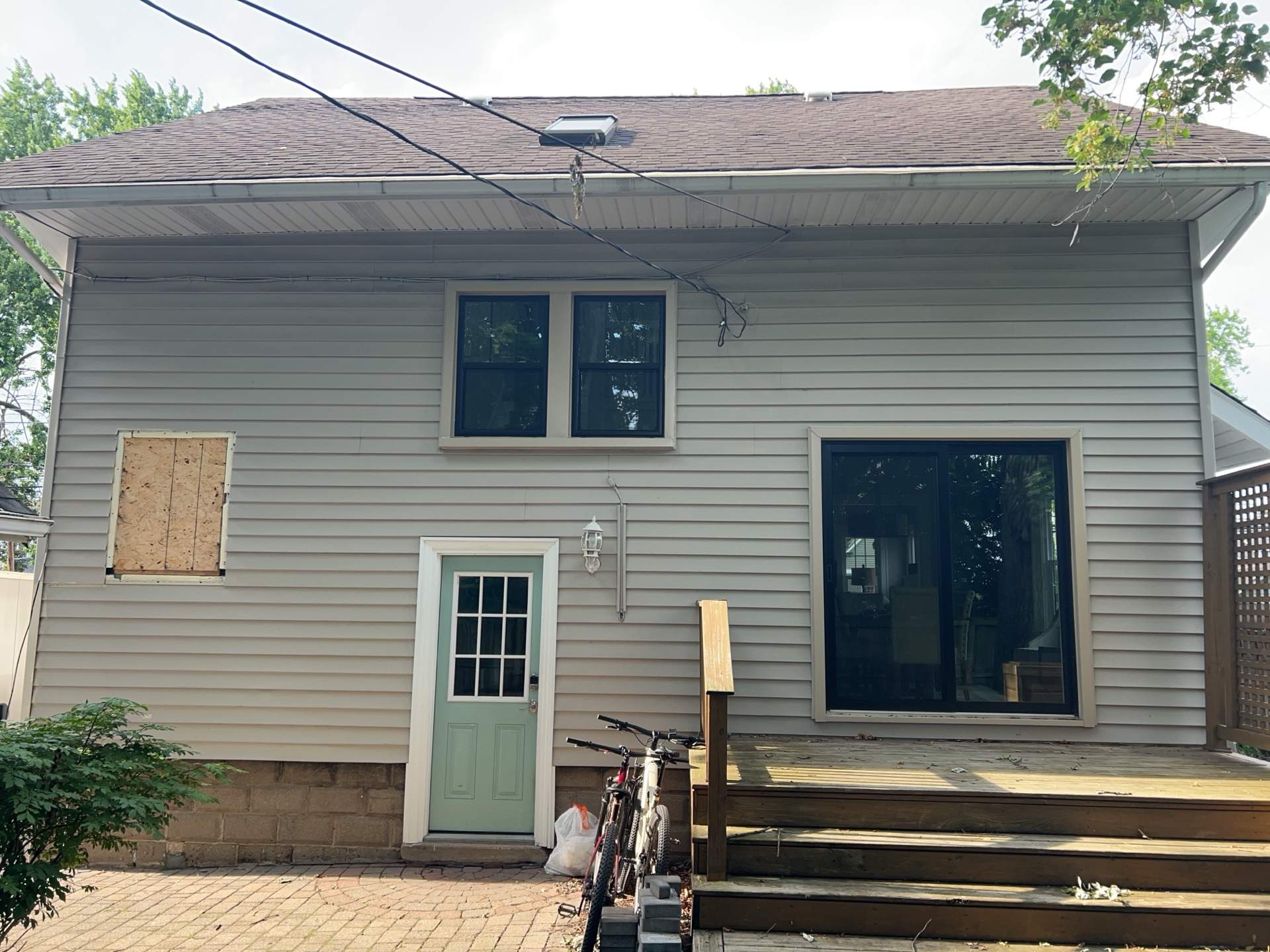 Siding Replacement using Alside Charter Oak D4.5" Deep Moss by 180 Contractors