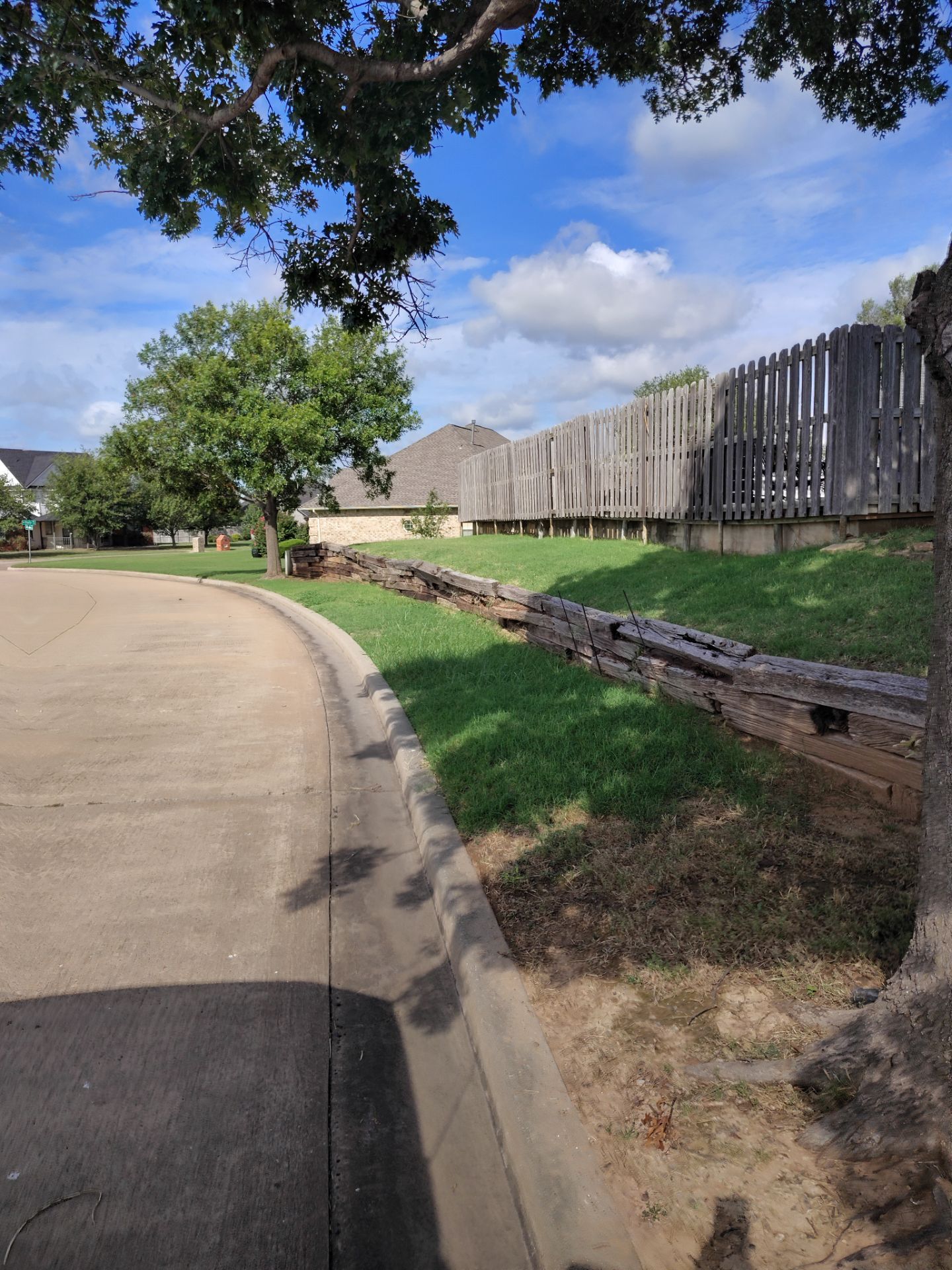 Retaining Wall by Clays Services Inc