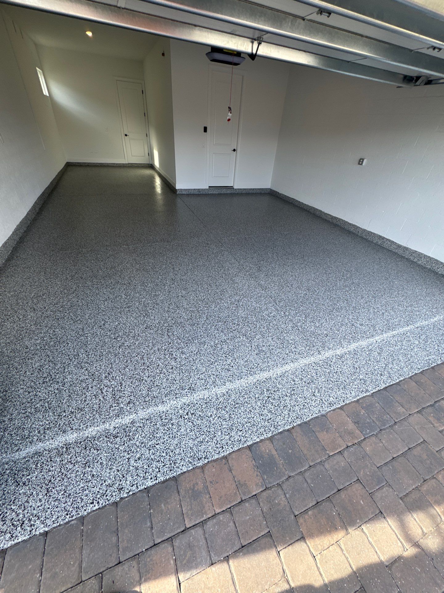 Sarasota, FL Polyaspartic Garage Floor Coating by Performance Floors & Coating