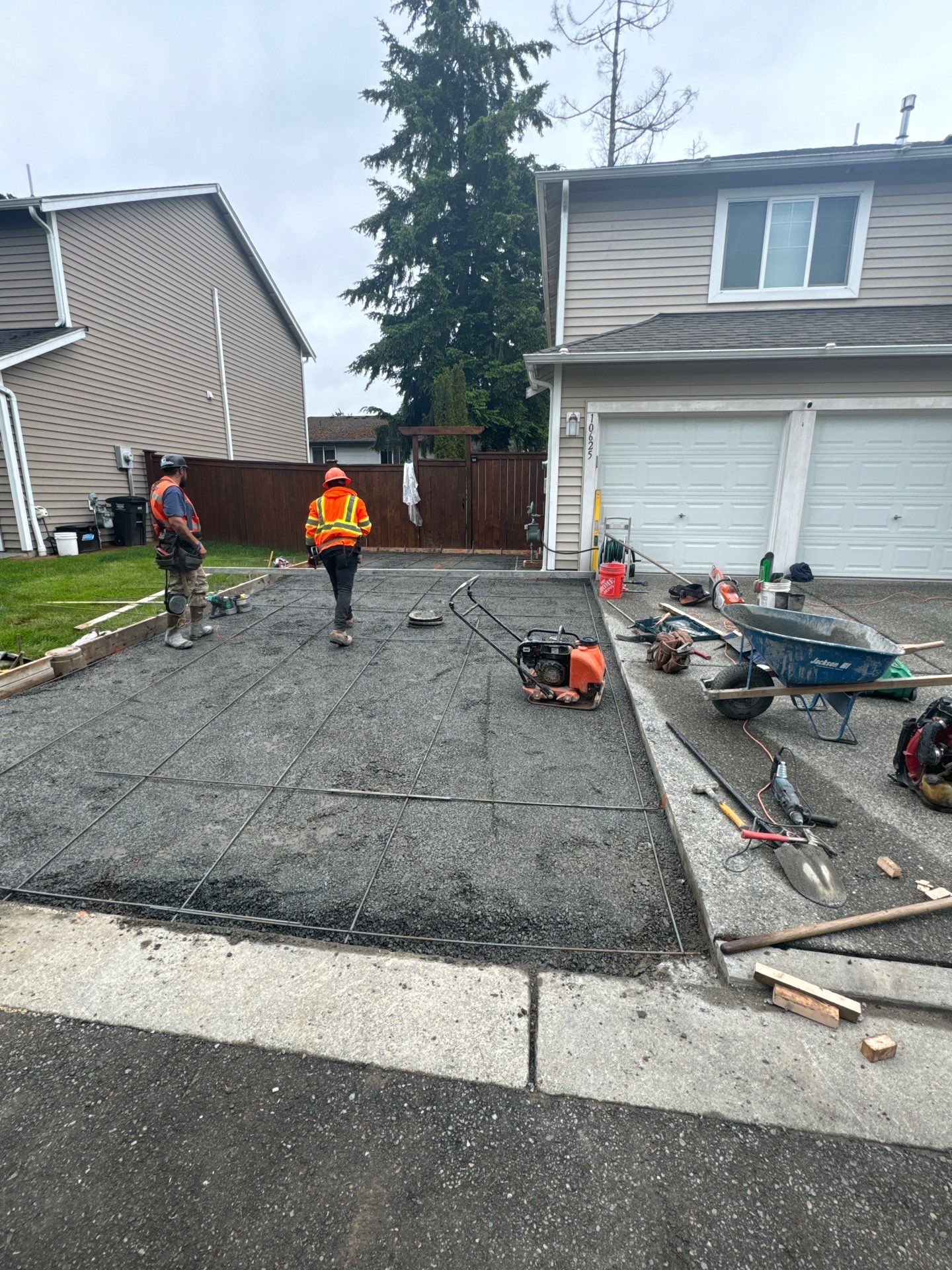 Pressure-Washed Driveway Cleaning | Everett  by Jireh Asphalt & Concrete Inc 