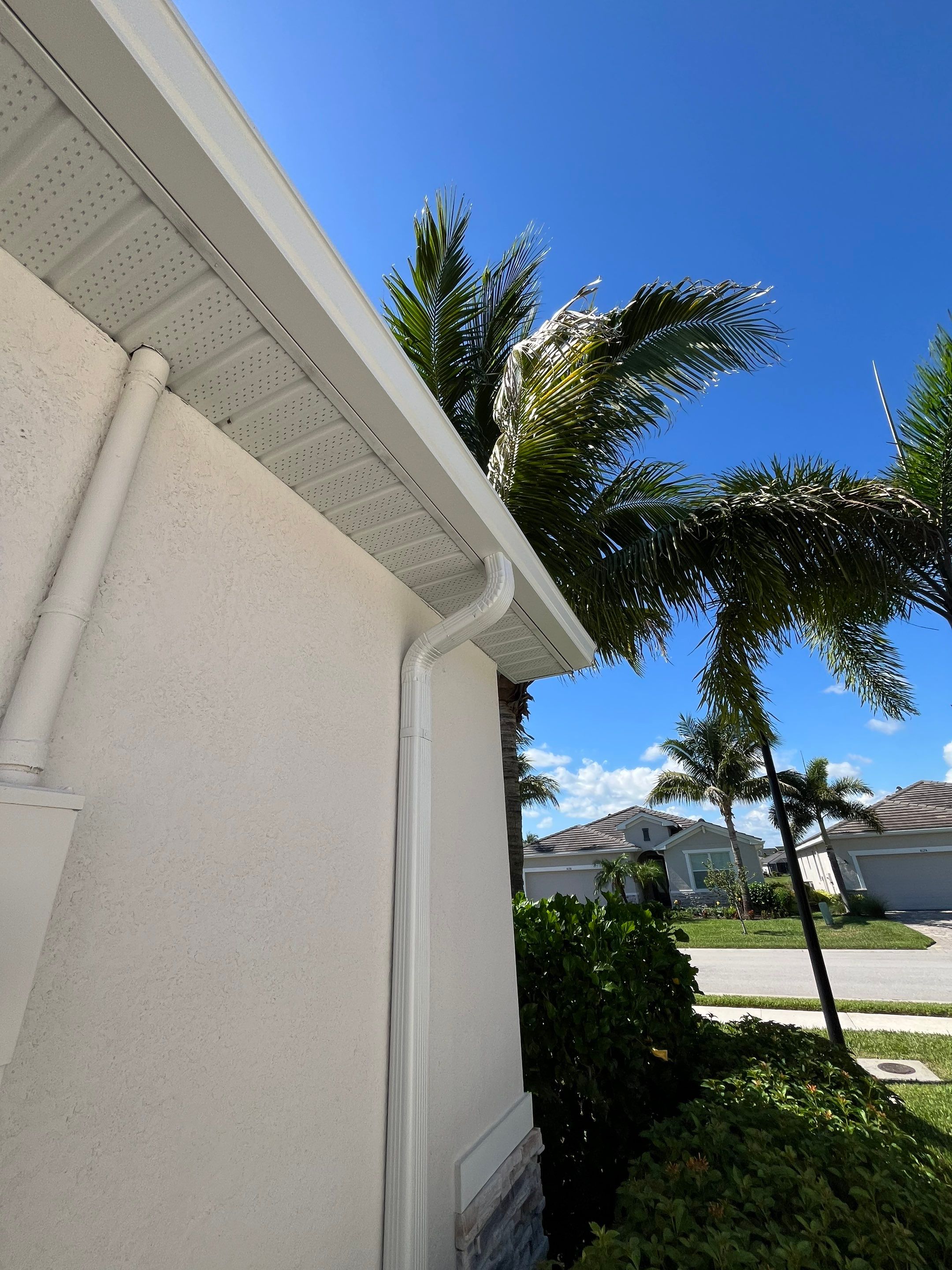 Seamless Gutter Repair and Tune-Up in Fort Myers FL by Gutter Professor by Gutter Professors