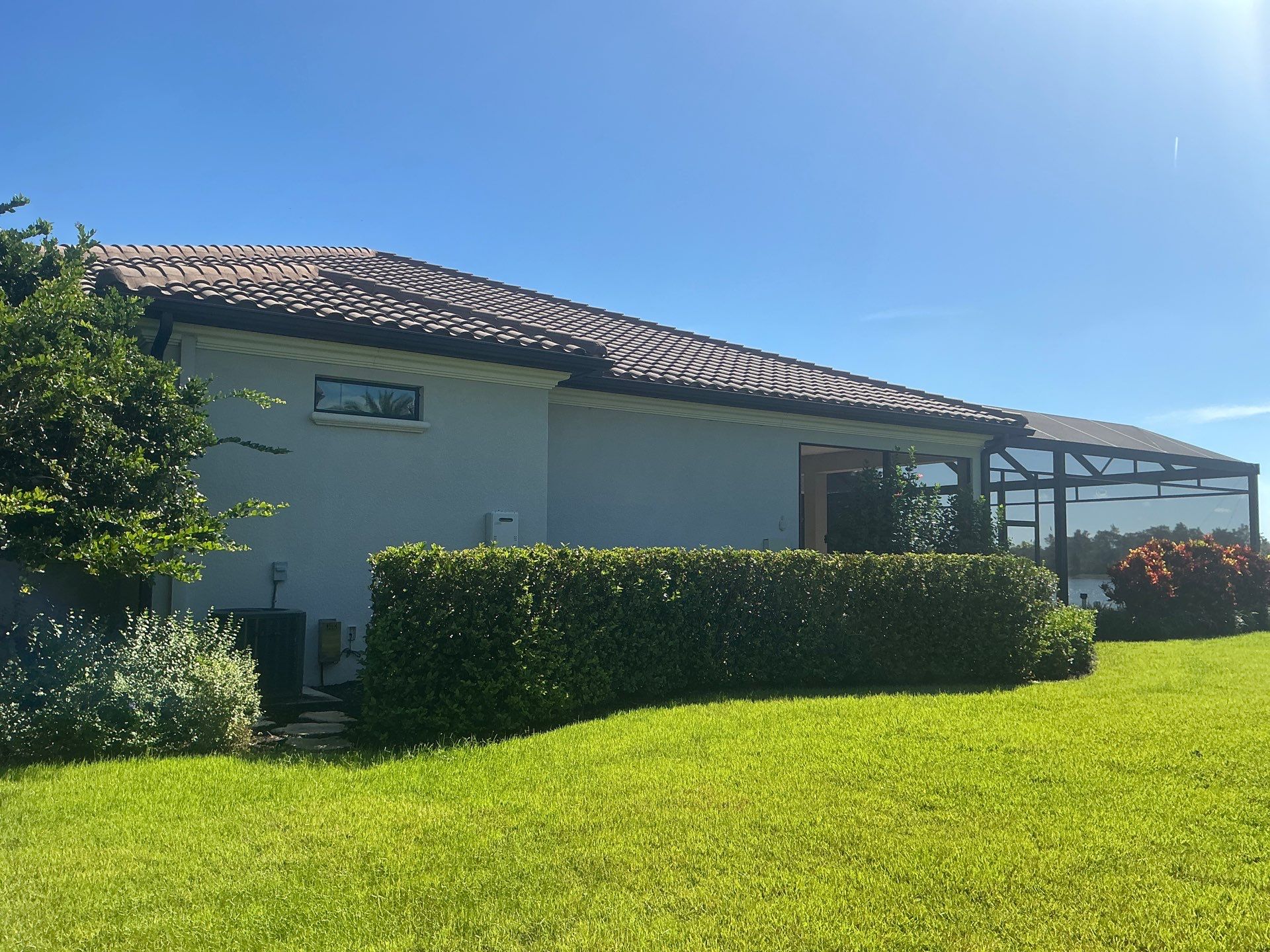 Gutter Cleaning Service in Bradenton FL by Gutter Professors